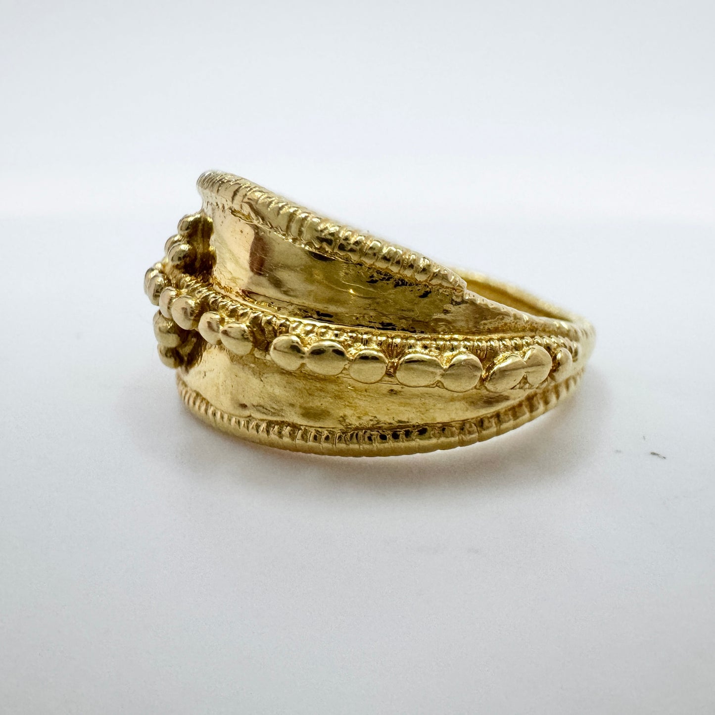 Bengt Hallberg, Sweden. Vintage 18k Gold Viking Copy Ring