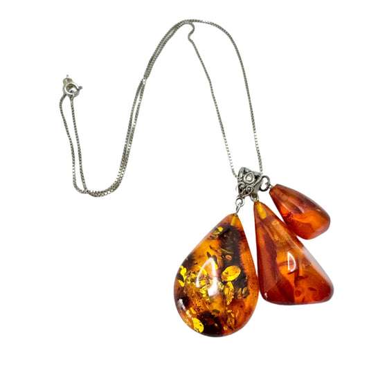 Italian Chain with 3 Amber Pendant.