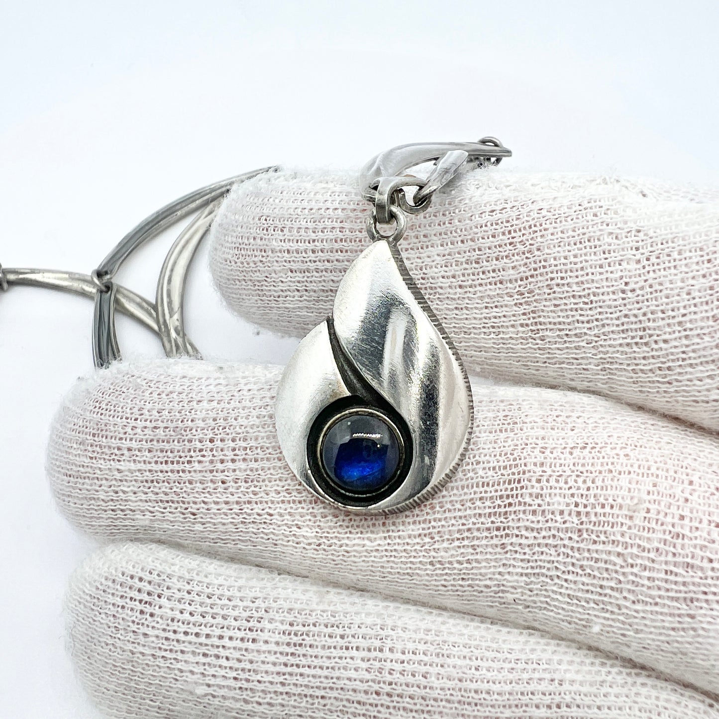 Sten & Laine / Finnfeelings, Finland Vintage Sterling Silver Labradorite Necklace.