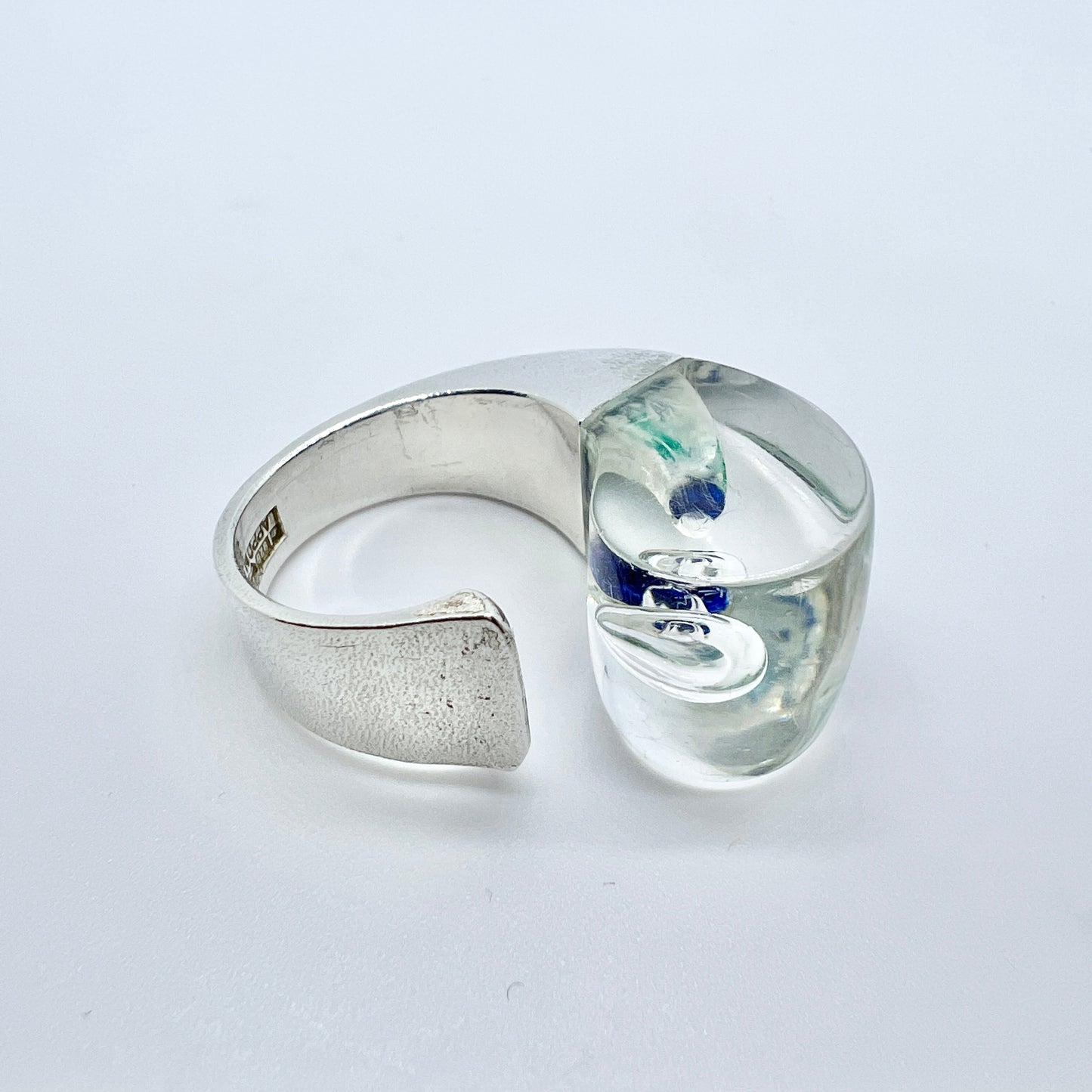 Bjorn Weckstrom for Lapponia, Finland 1974. Vintage Sterling Silver Acrylic Ring. Design Microns