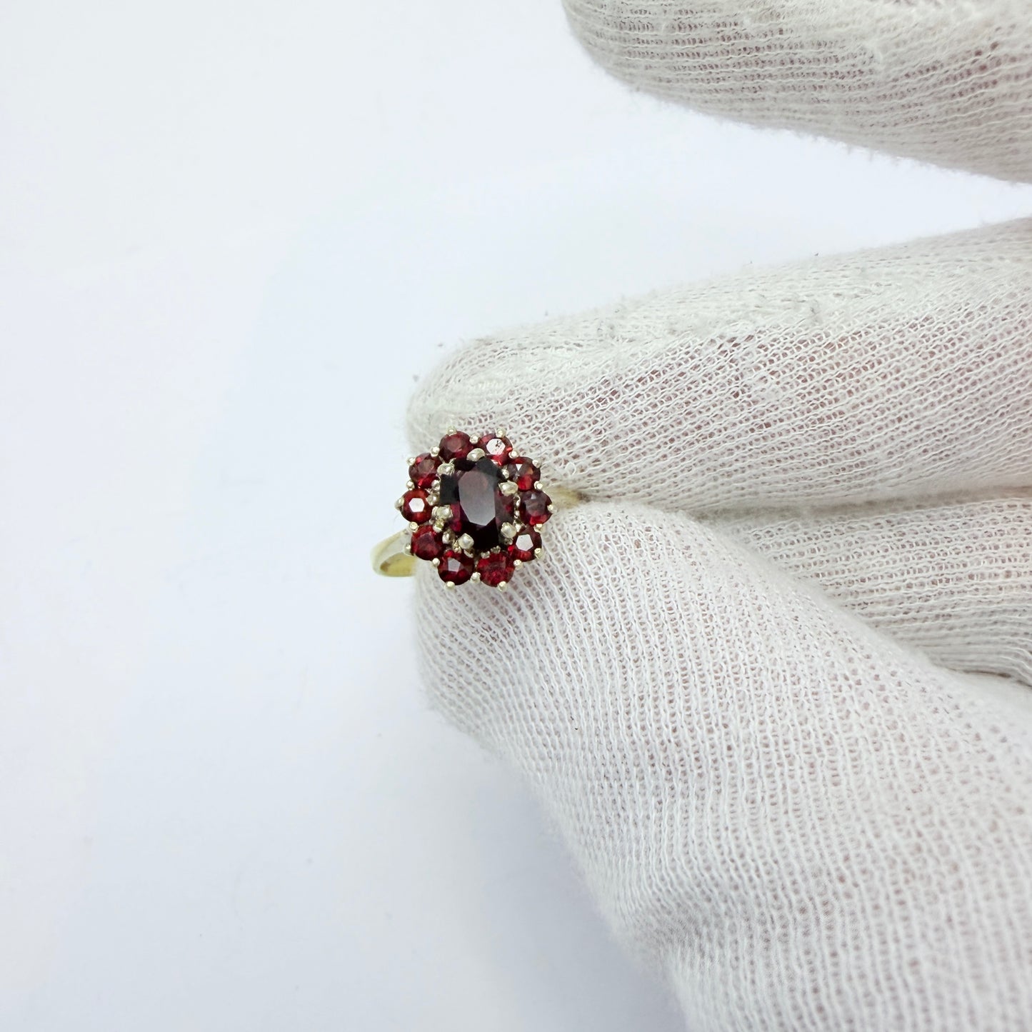 Vintage c 1950s. Gilt Solid Silver Garnet Cluster Ring.