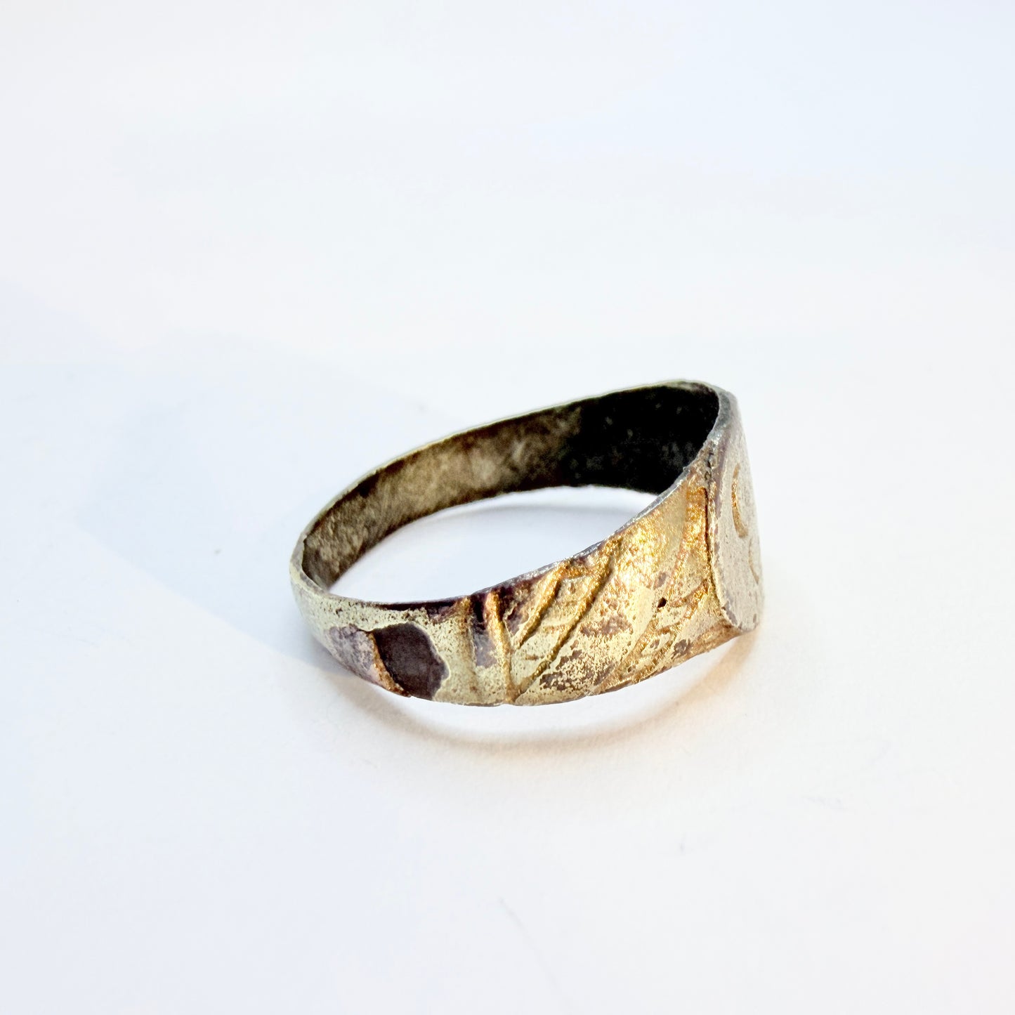 Antique Renaissance ca 16th C Gold Gilt on Copper on Bronze Signet Ring.