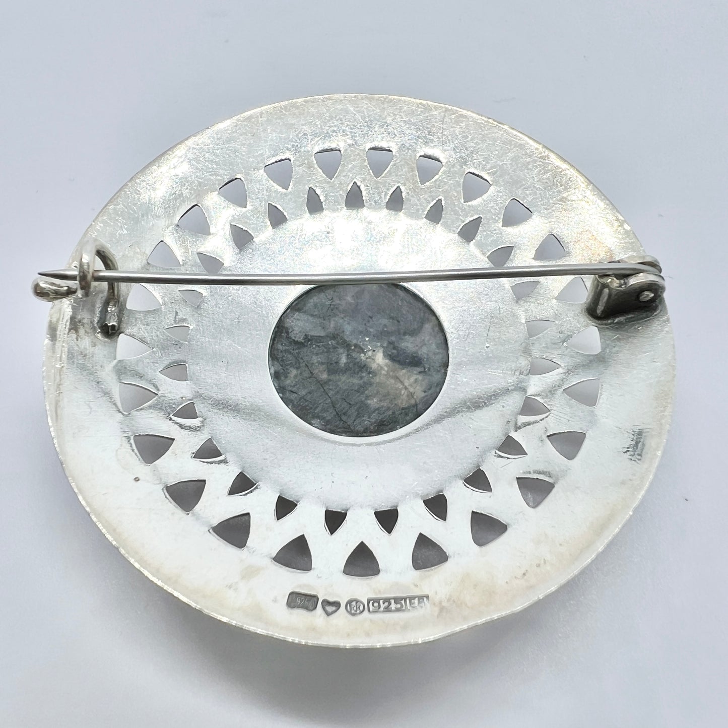 Kalevala Koru, Finland 1982. Vintage Sterling Silver Spectrolite Brooch.