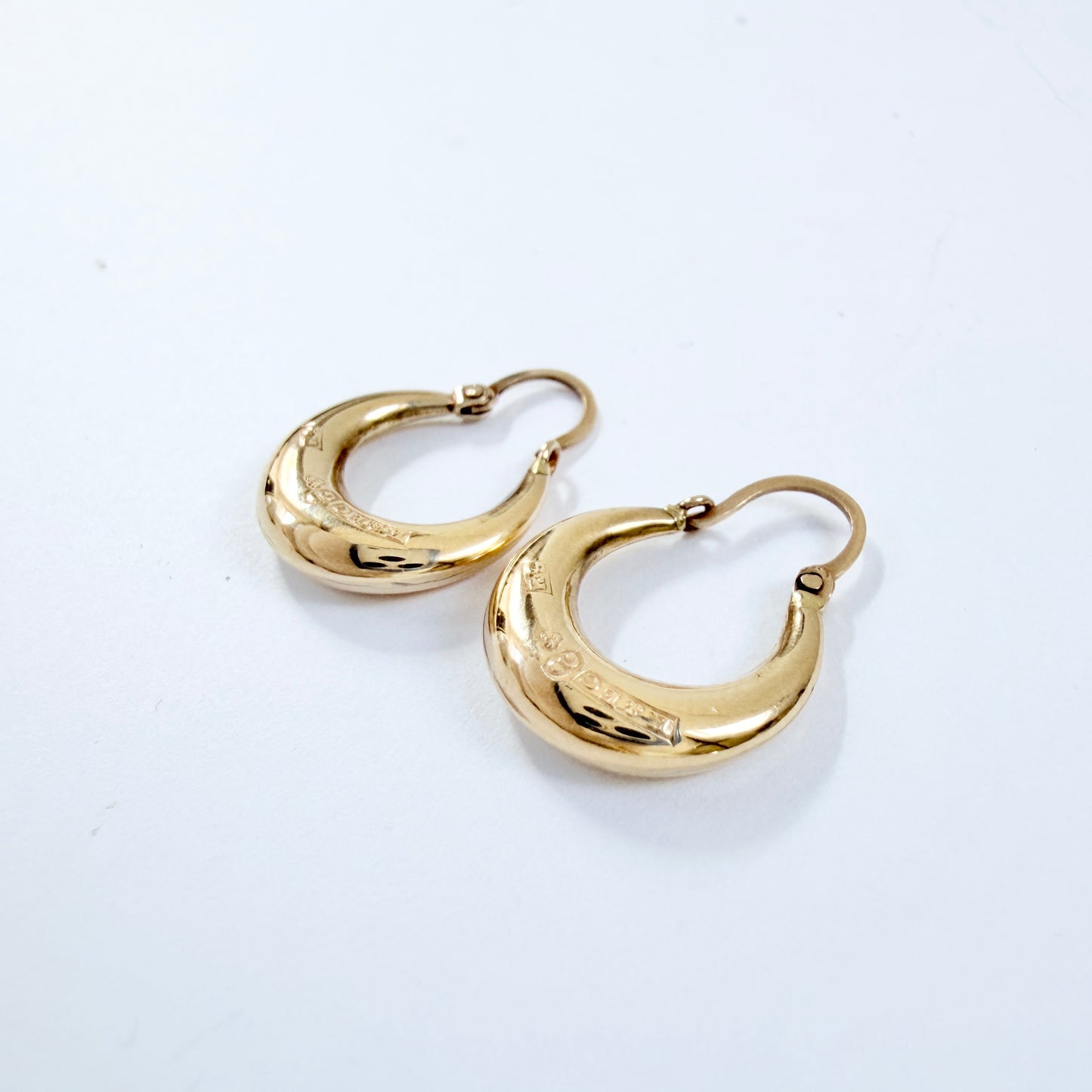 Ceson, Sweden 1967. Vintage 18k Gold Earrings.