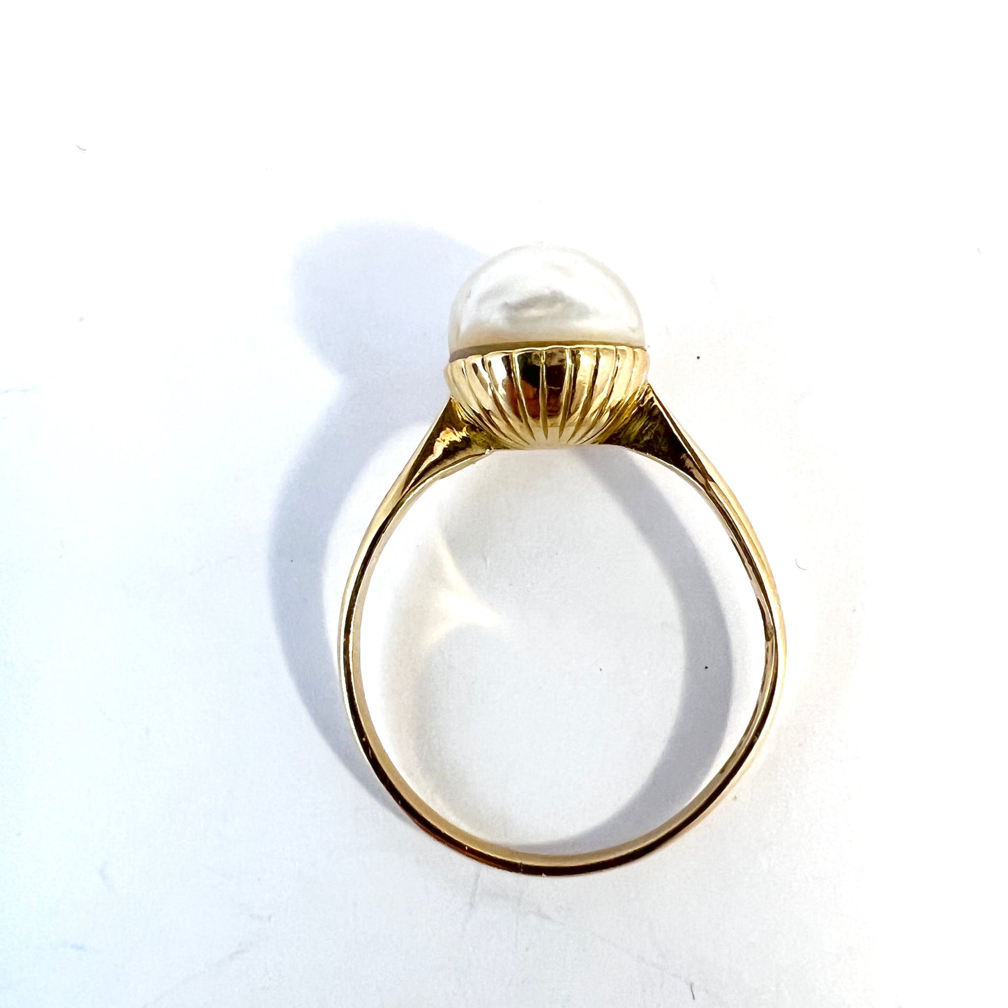 Oskar Lindroos, Finland 1924. Vintage Art Deco 18k Gold Pearl Ring.