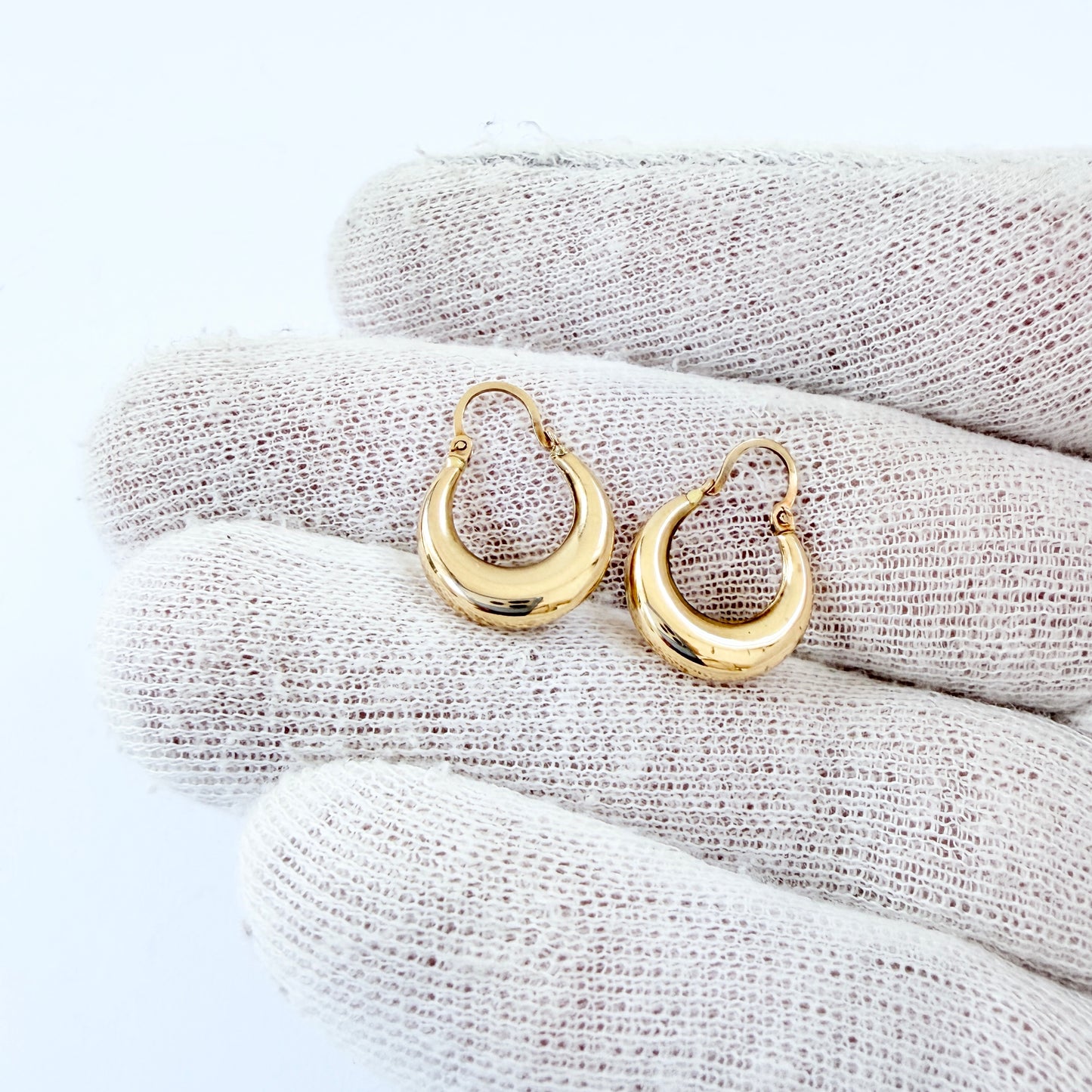 Ceson, Sweden 1967. Vintage 18k Gold Earrings.