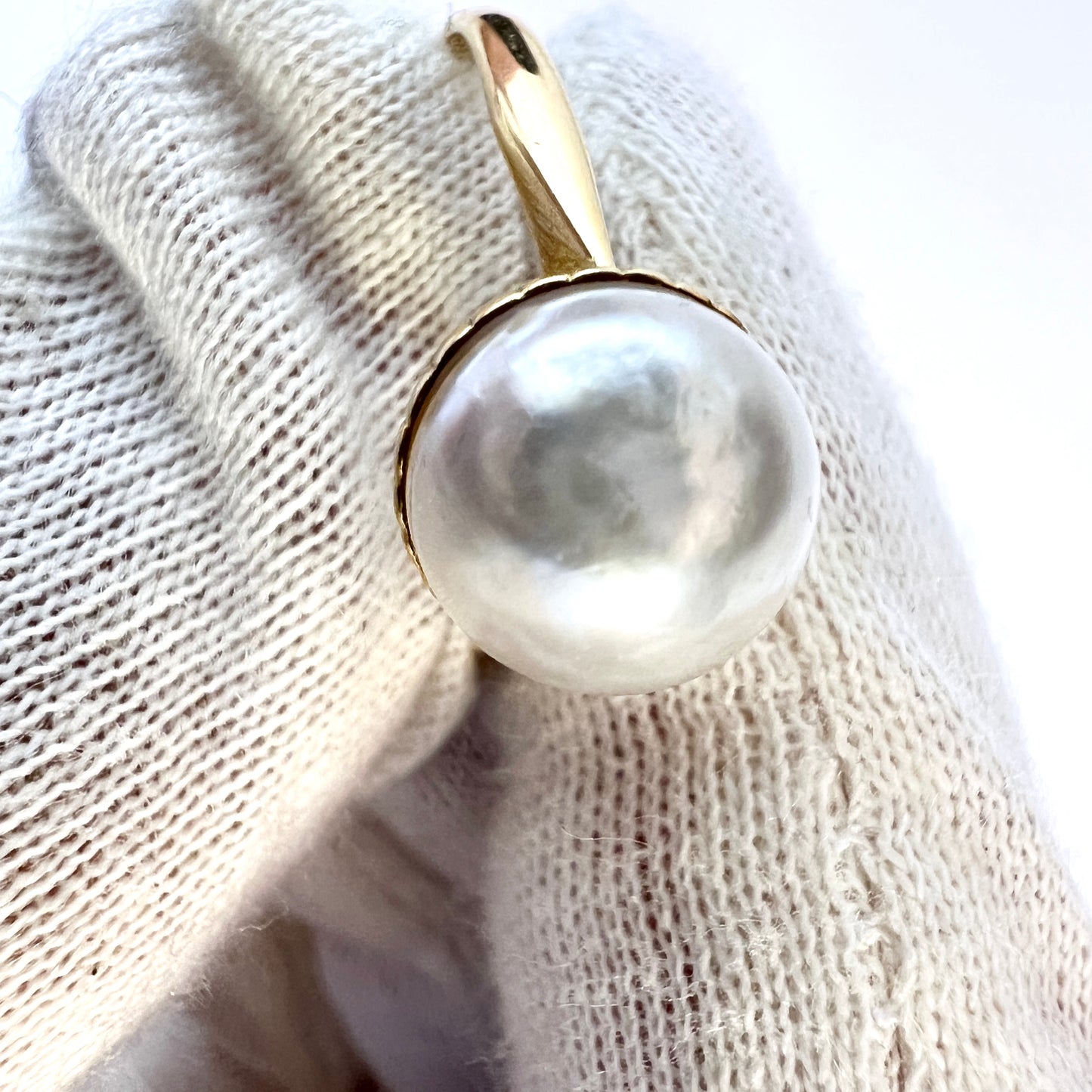 Oskar Lindroos, Finland 1924. Vintage Art Deco 18k Gold Pearl Ring.