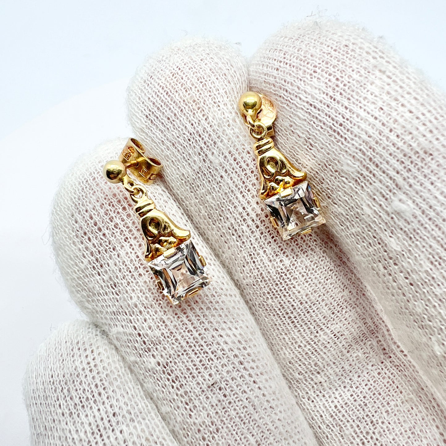 Hedberg, Sweden 1966. Vintage 18k Gold Rock Crystal Earrings.