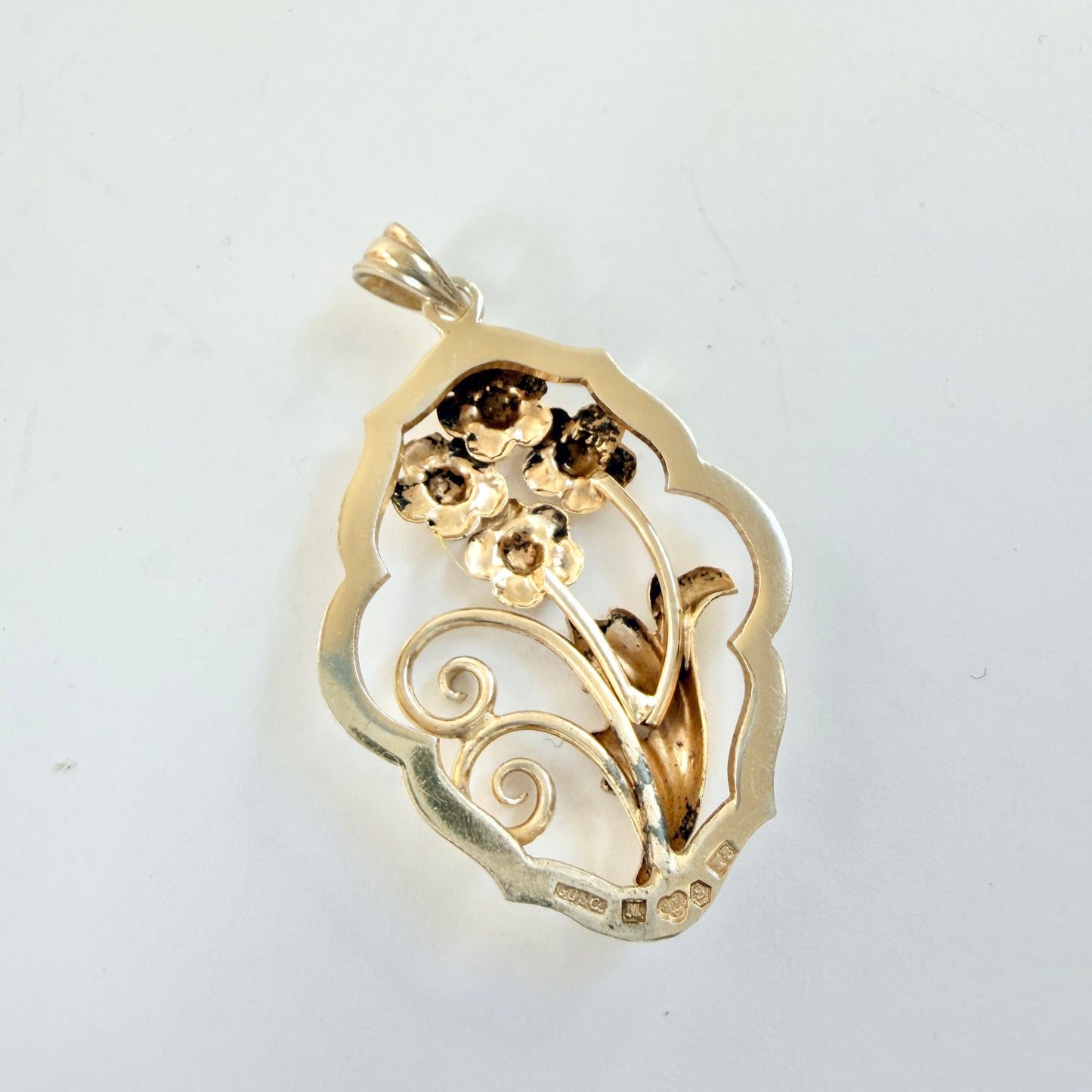 G Dahlgren, Sweden 1949. Vintage Gilt Solid Silver Flower Pendant
