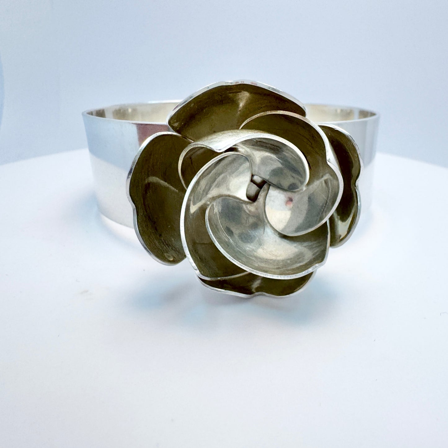 Peter Von Post, Sweden 1973. Bold Vintage Sterling Silver Cuff Bracelet. Signed