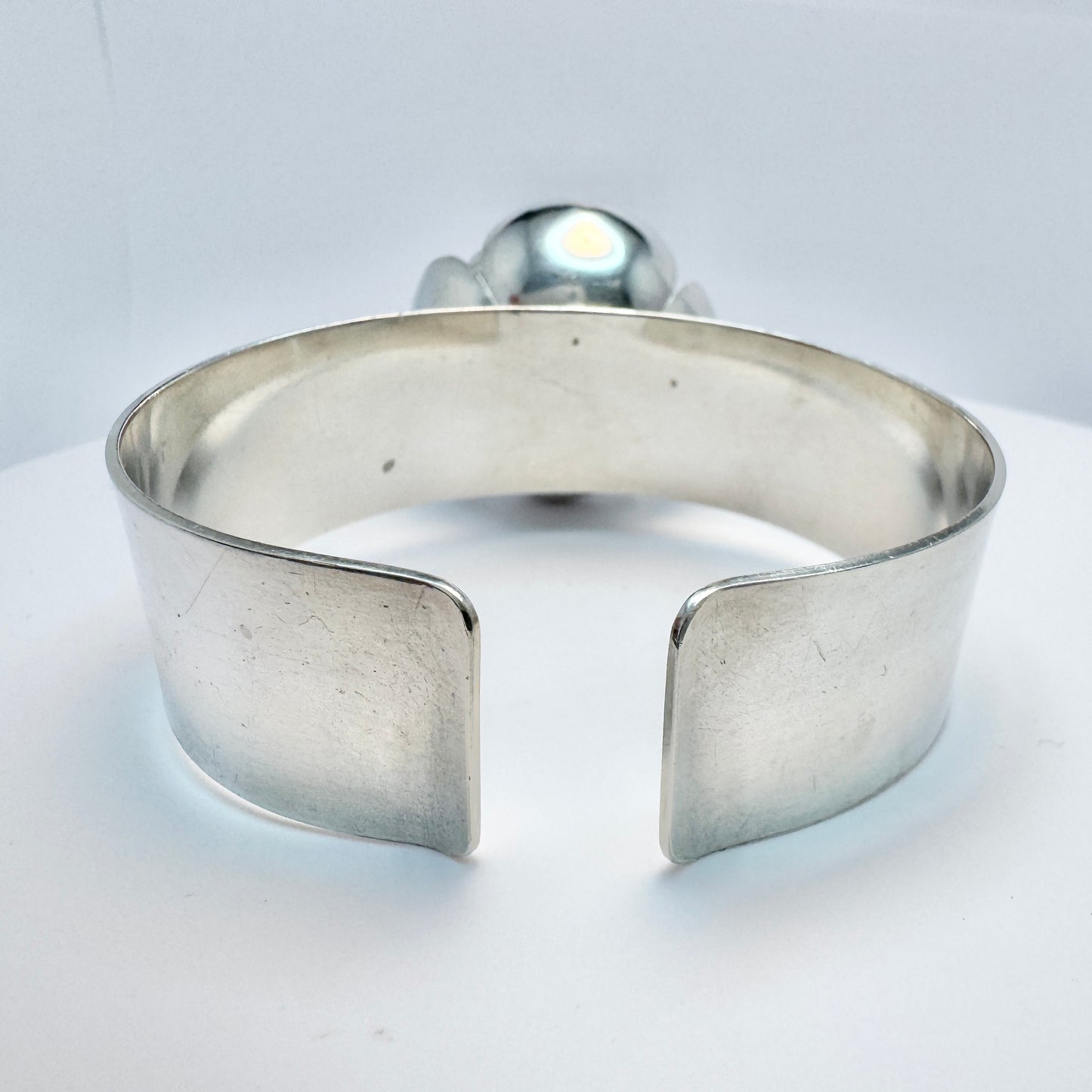 Peter Von Post, Sweden 1973. Bold Vintage Sterling Silver Cuff Bracelet. Signed