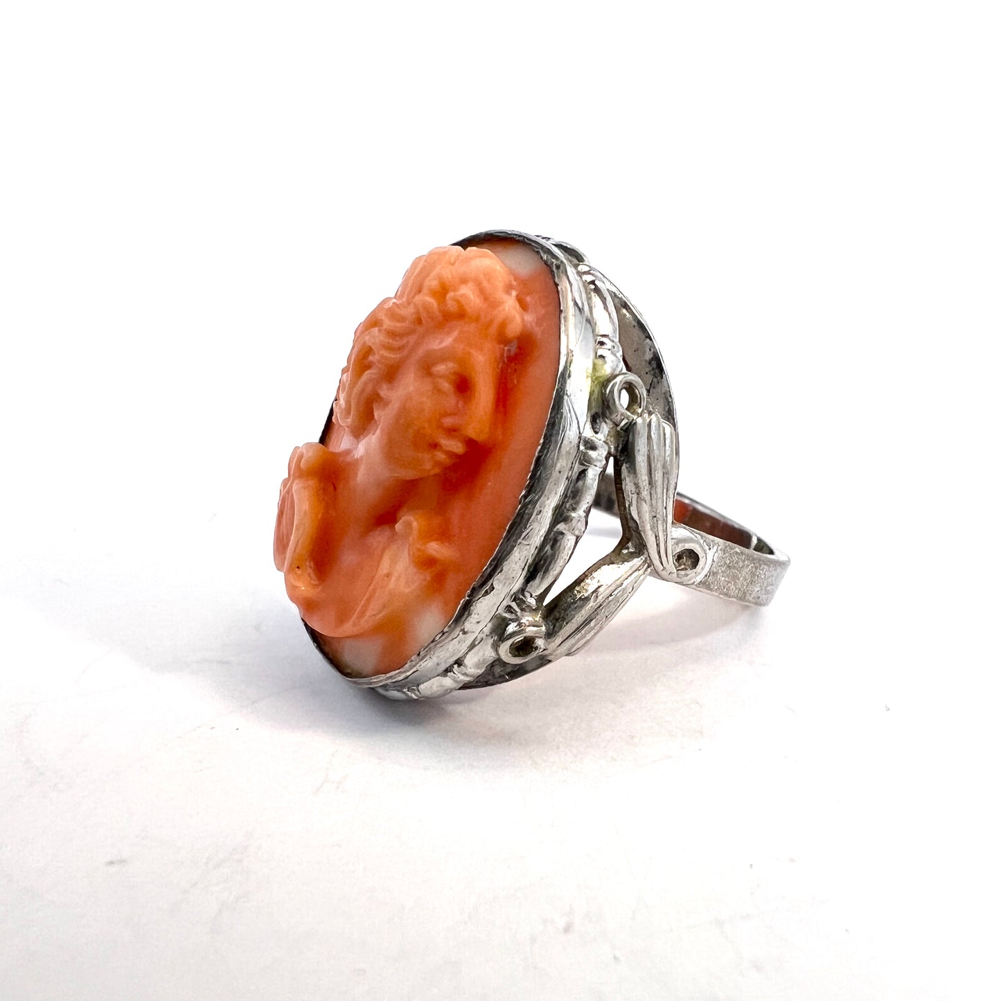 Ostby & Barton, USA c 1940s. Sterling Silver Coral Cameo Ring.