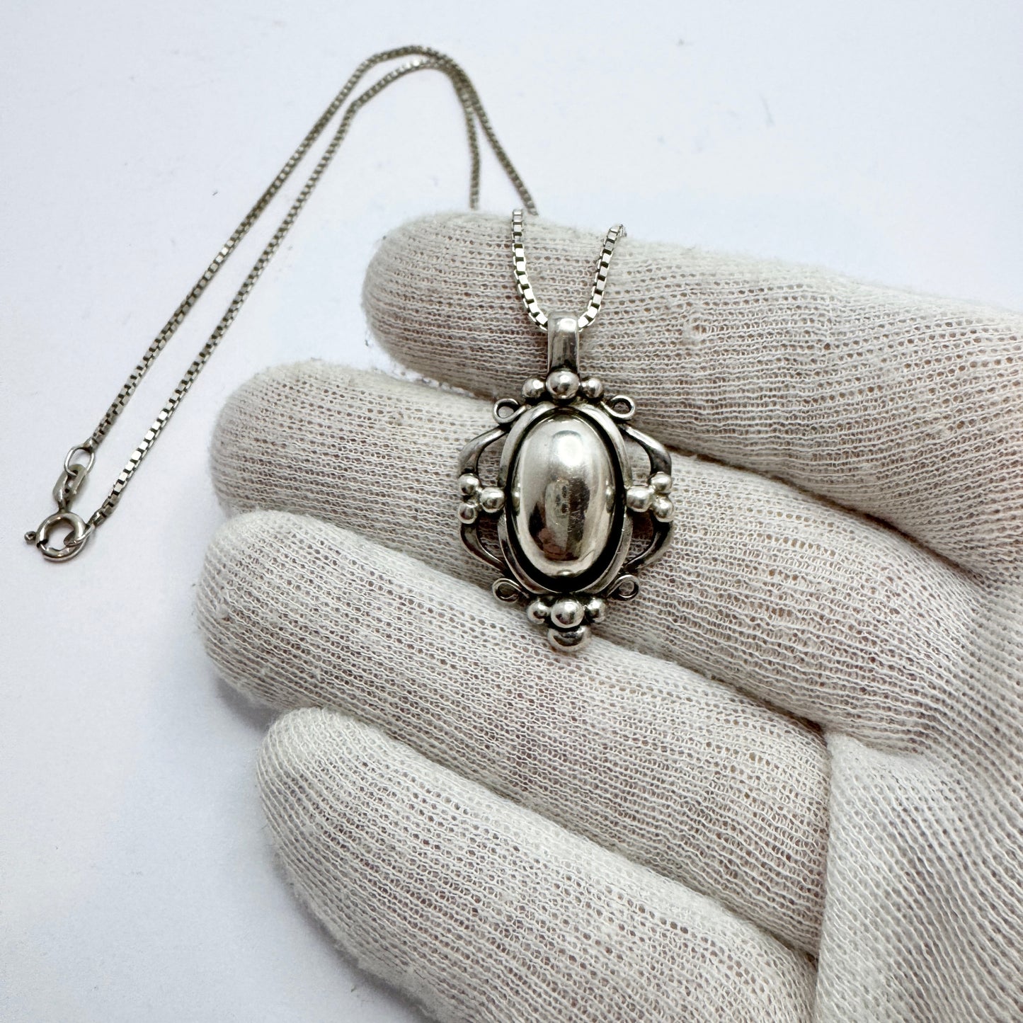 Georg Jensen. Denmark. Vintage Pendant of the Year 1989 Necklace.