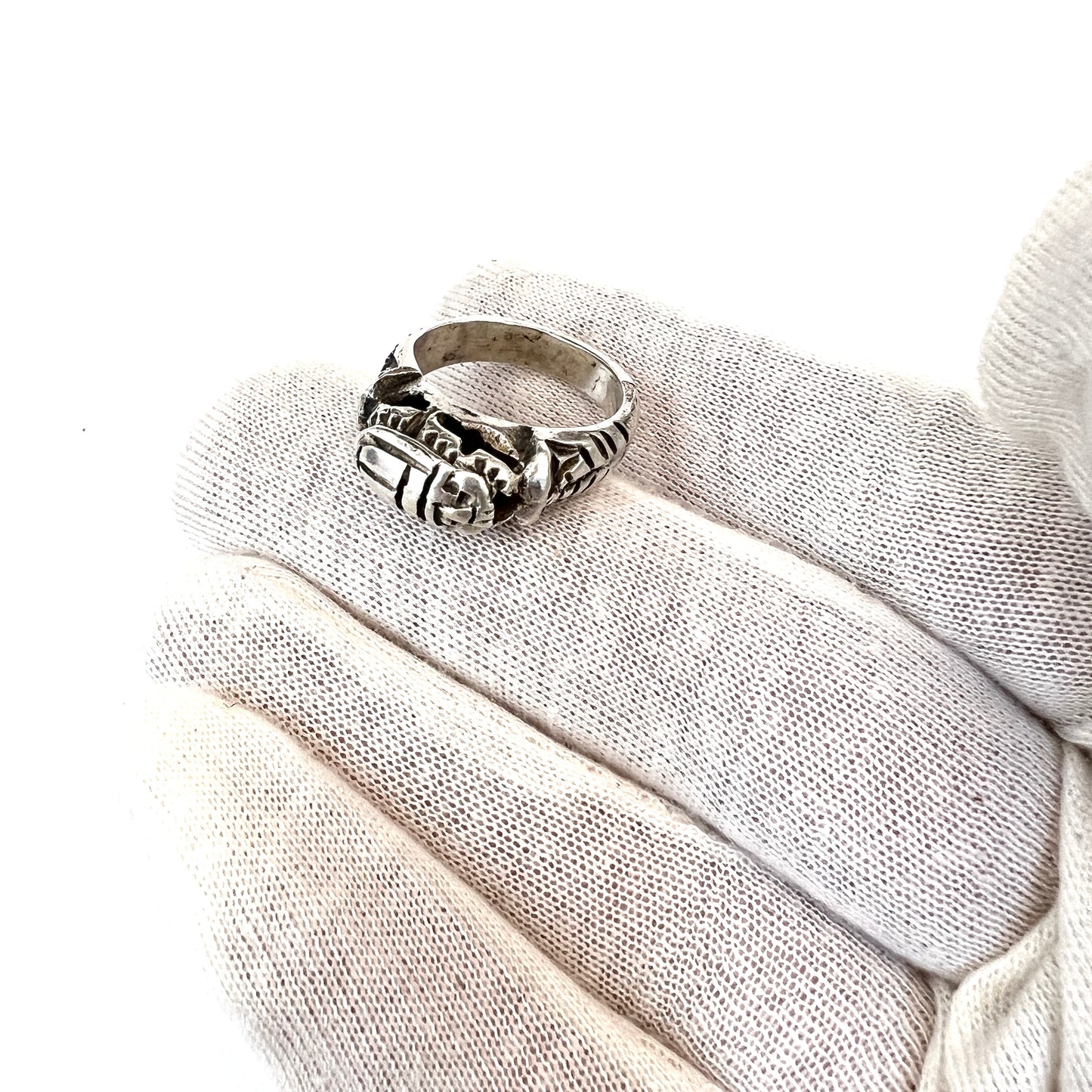 Egypt Vintage Sterling Silver Scarab Ring.