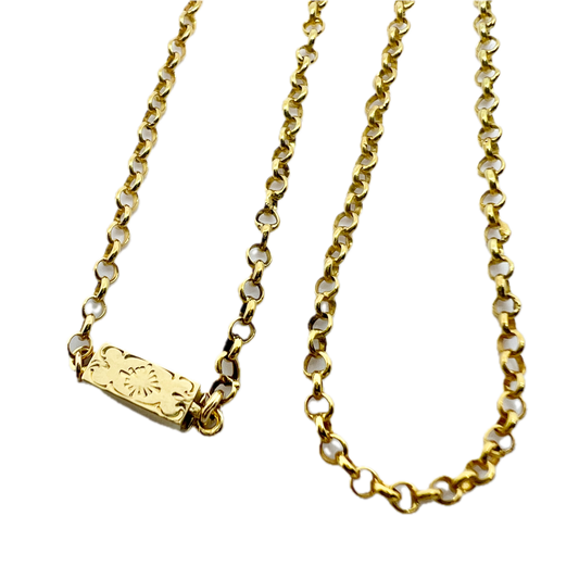 August Arnesen, Sweden 1862. Antique Victorian 18k Gold Chain Necklace.