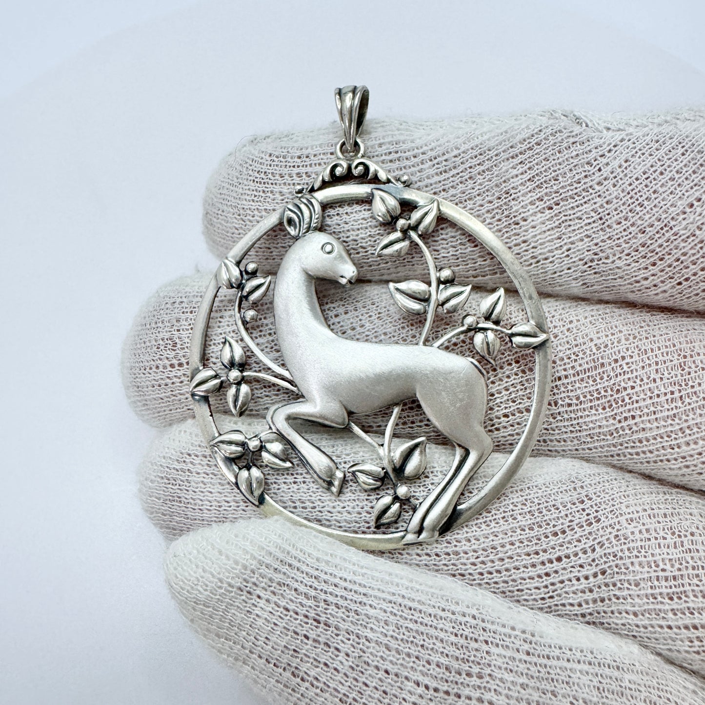 G Dahlgren, Sweden 1946. Vintage Solid Silver Pendant.