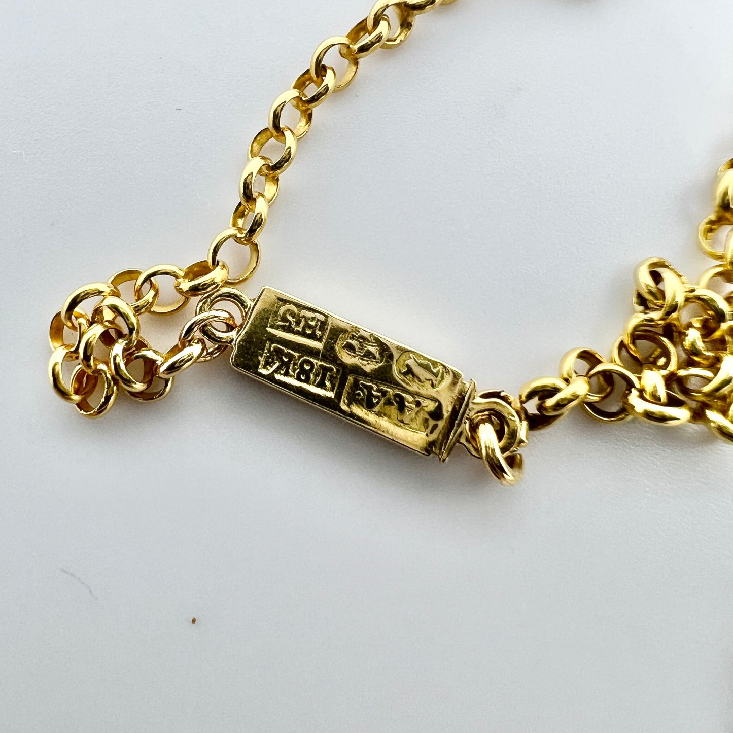 August Arnesen, Sweden 1862. Antique Victorian 18k Gold Chain Necklace.