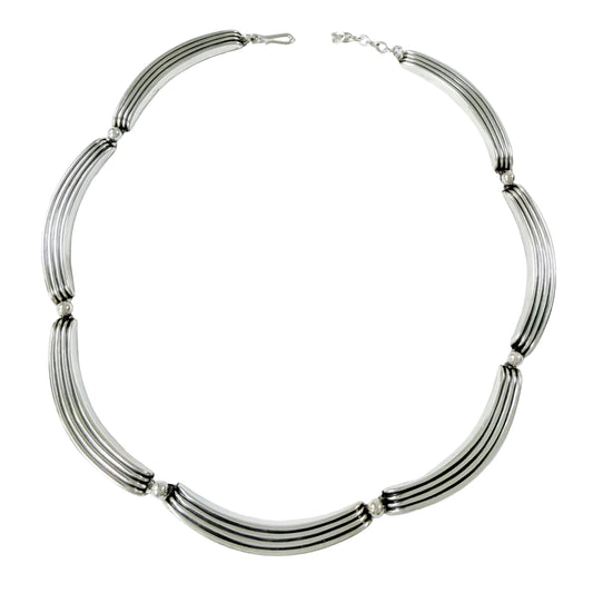 Kaplan, Stockholm, Sweden 1955. Vintage Mid-century Sterling Silver Necklace.