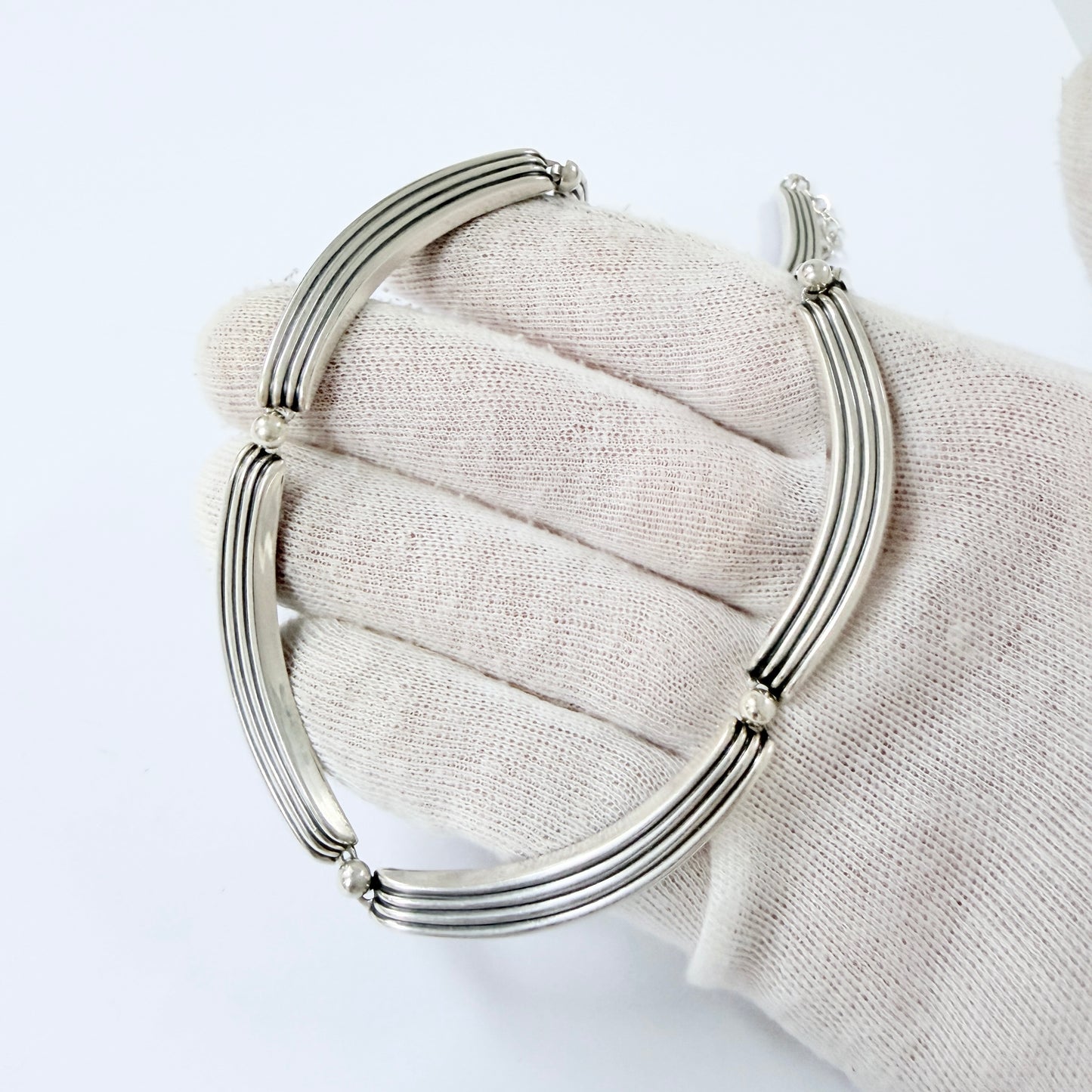 Kaplan, Stockholm, Sweden 1955. Vintage Mid-century Sterling Silver Necklace.