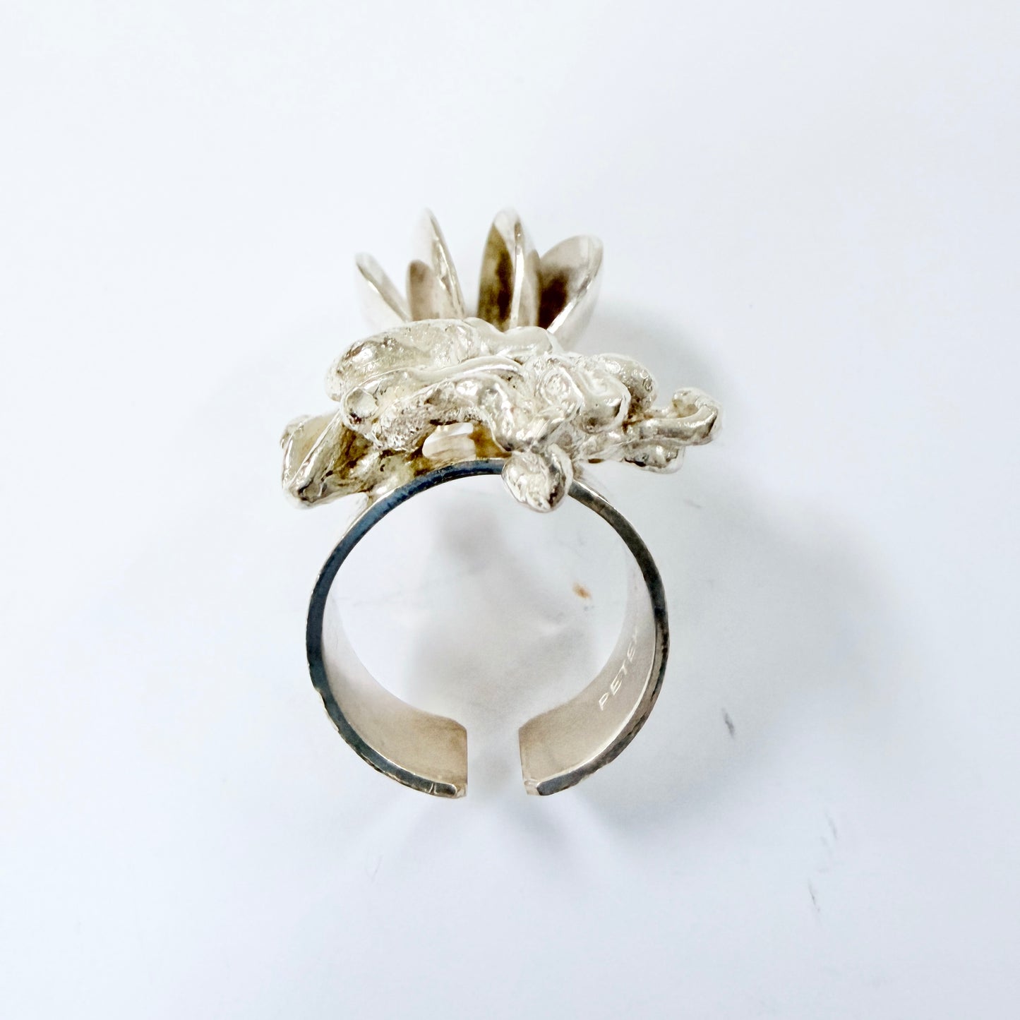 Peter von Post, Sweden 1971. Bold Vintage Modernist Sterling Silver Ring. Signed