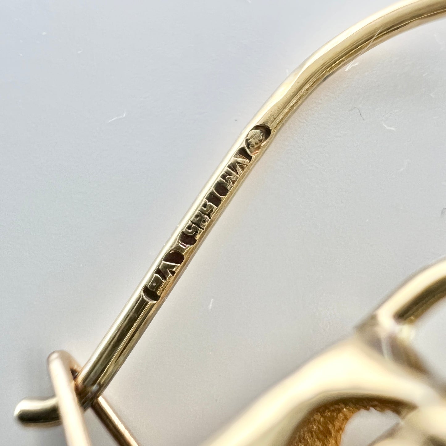 Maker VM, Finland 1998. Vintage 14k Gold Sapphire Diamond Earrings.