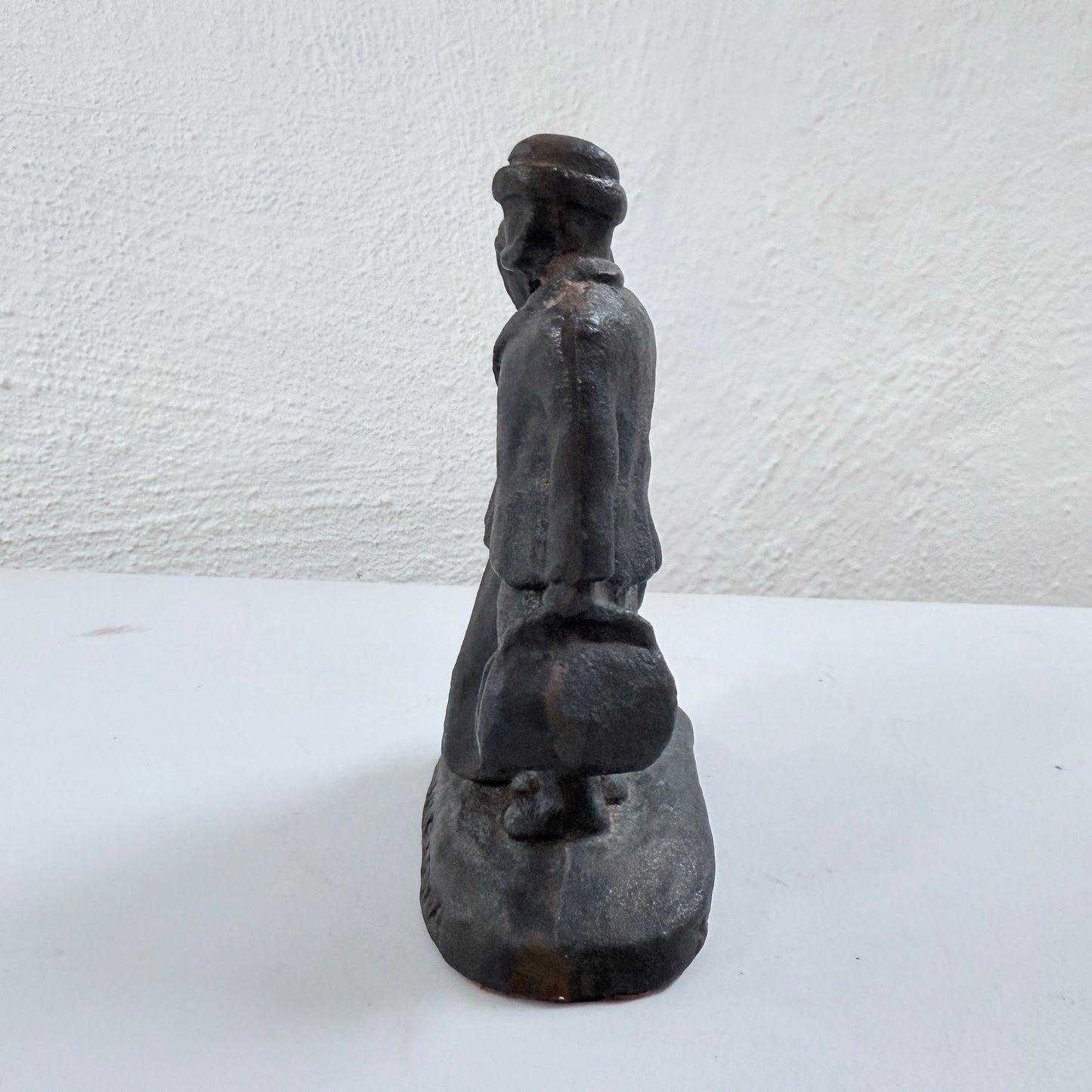 "Utvandrarna" (The Swedish Emigrants to the USA) Cast Iron Sculpture by Xenia Claesson