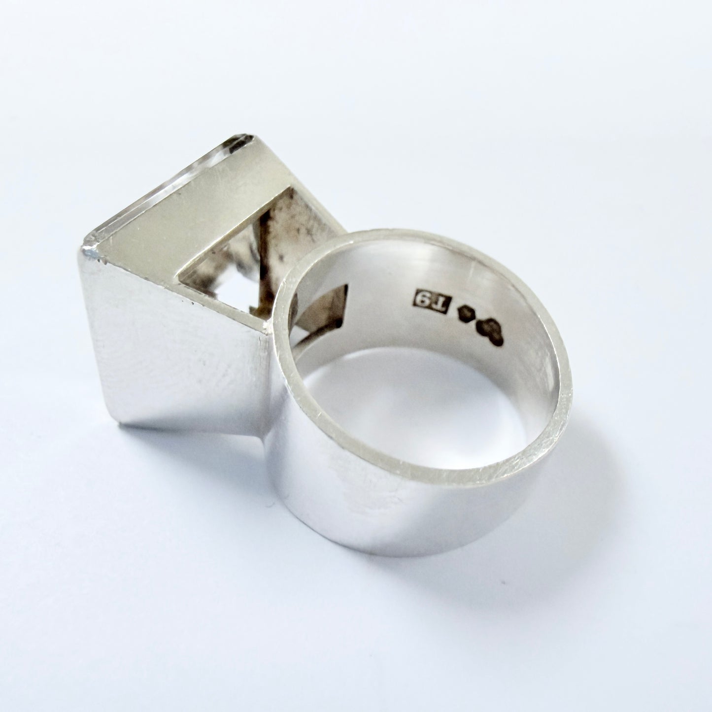 G Dahlgren, Sweden 1969. Bold Vintage Sterling Silver Rock Crystal Ring.