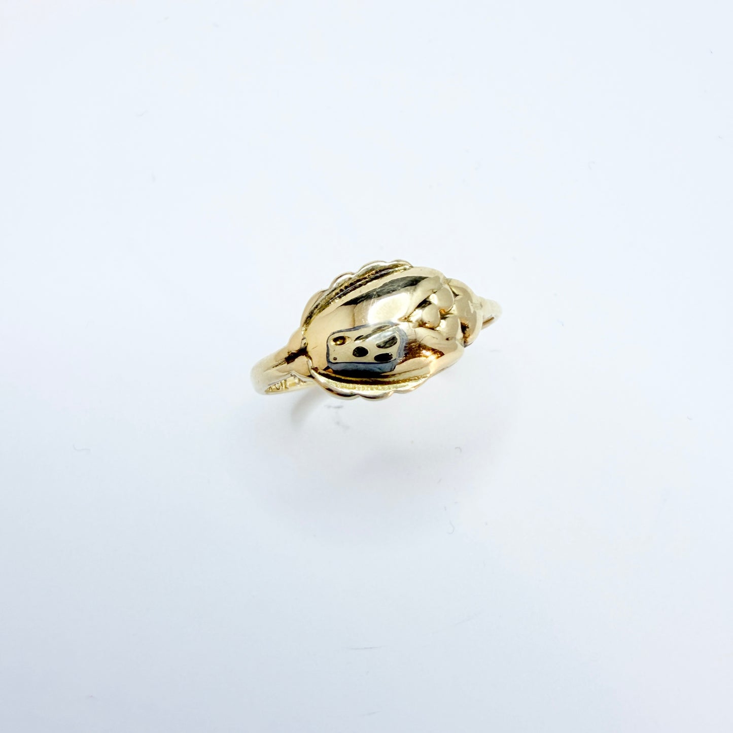 Evald Nielsen, Denmark. Antique Art Nouveau 14k Gold Ring.