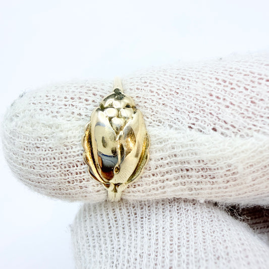 Evald Nielsen, Denmark. Antique Art Nouveau 14k Gold Ring.