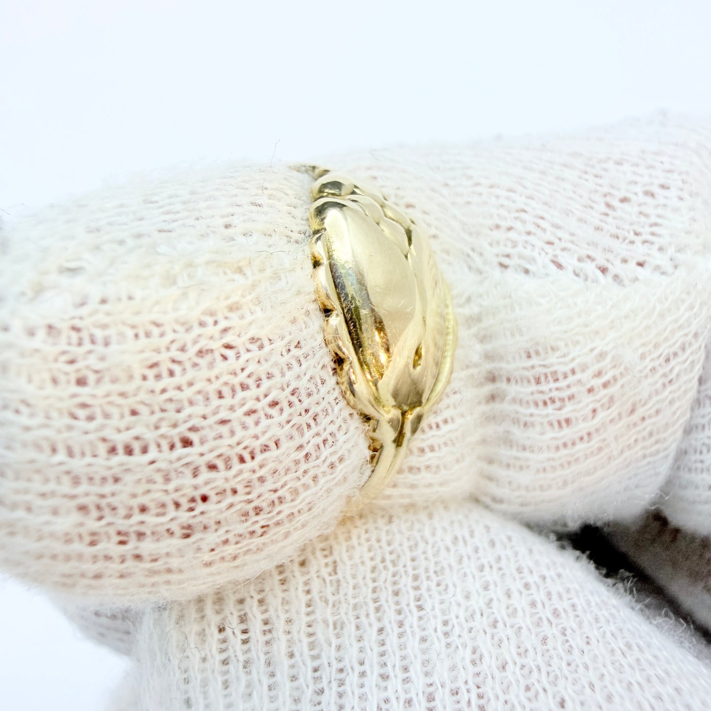 Evald Nielsen, Denmark. Antique Art Nouveau 14k Gold Ring.