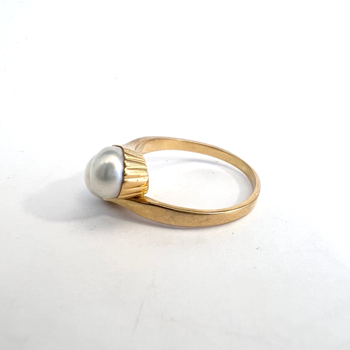 Fritz Olsson, Sweden 1957. Vintage 18k Gold Pearl Toi et Moi Ring.