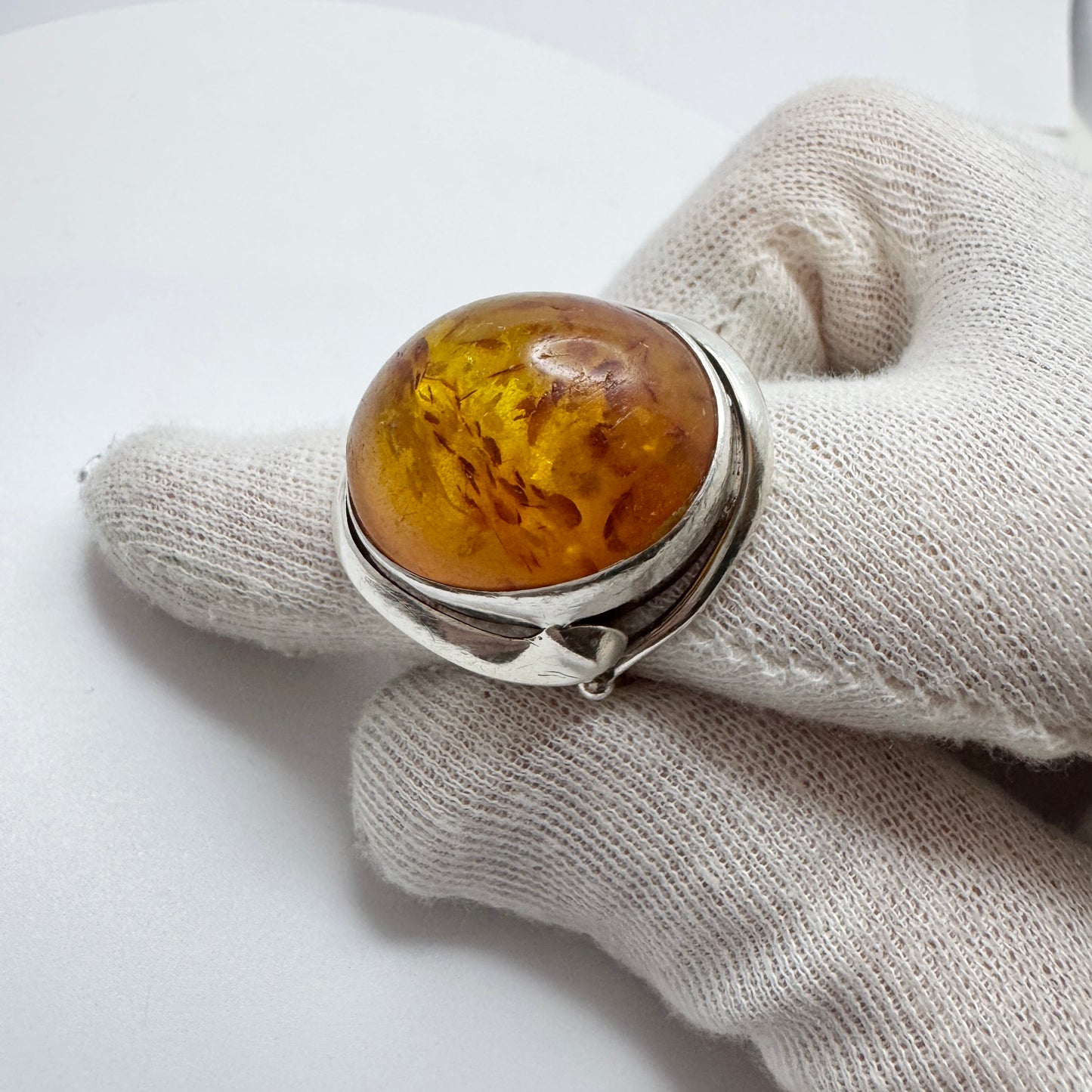 Vintage Sterling Silver Amber Men's Ring.