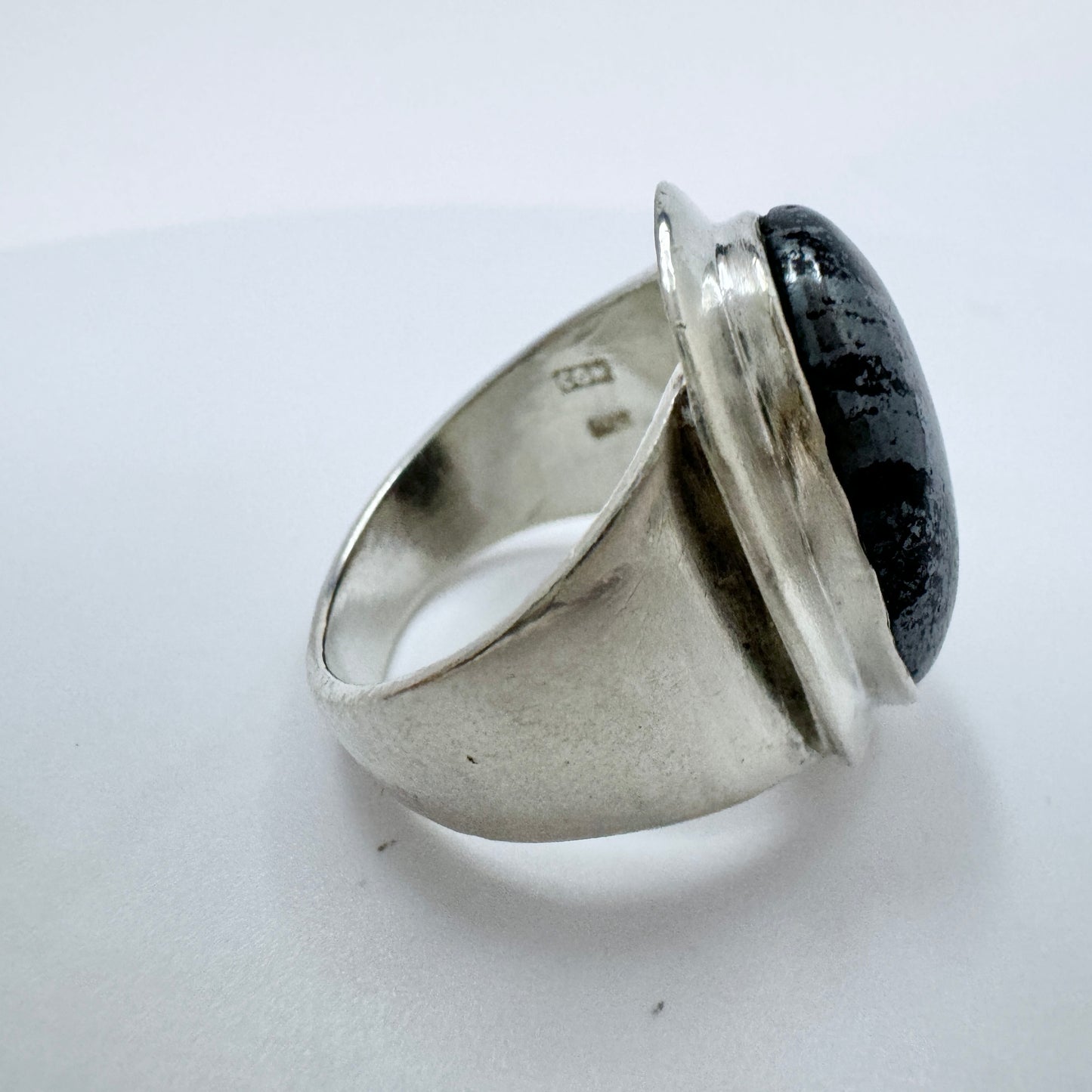 Vintage 1960-70s. Sterling Silver Iron Ore Ring.