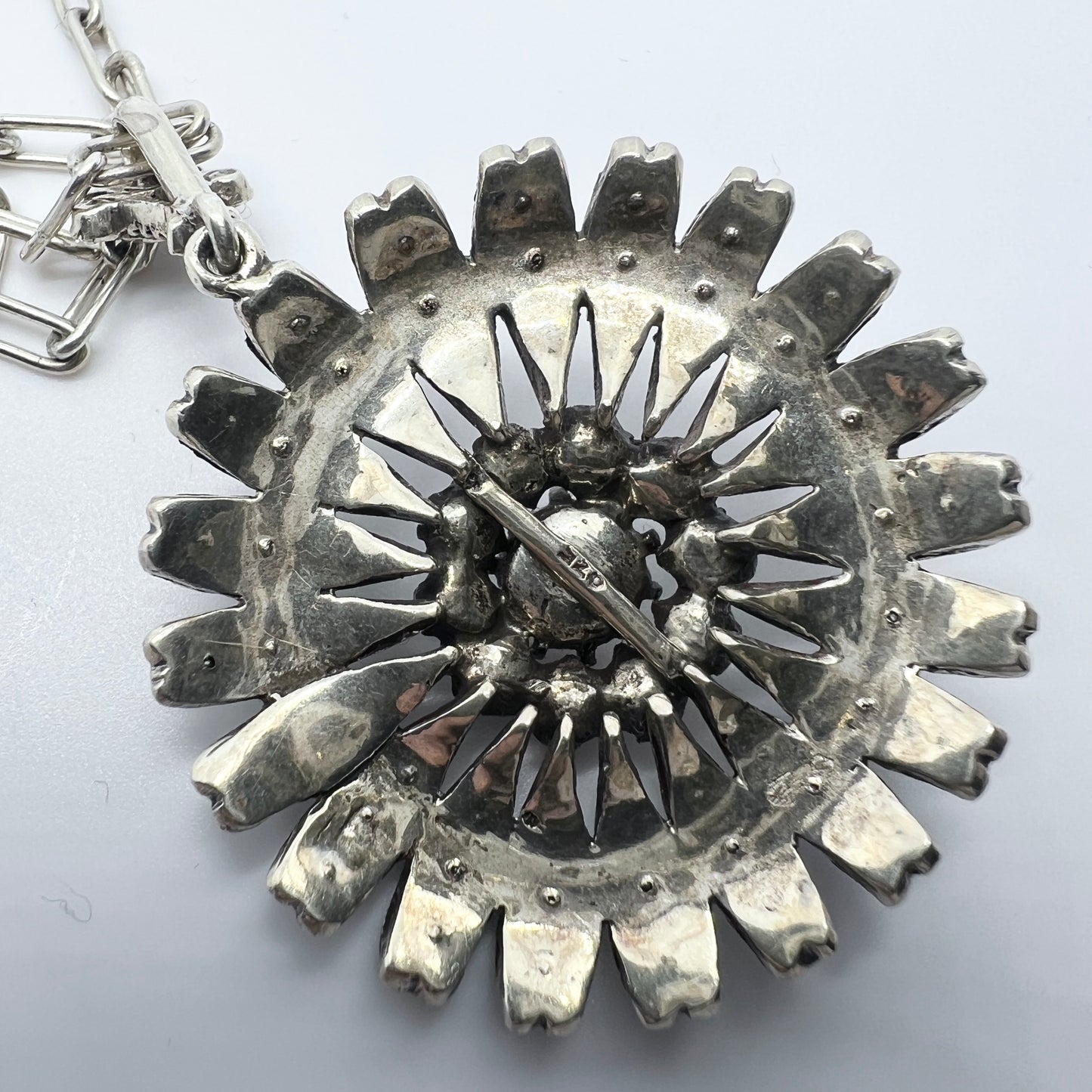 Vintage c 1940s. Solid Silver Paste Stone Pendant Necklace.