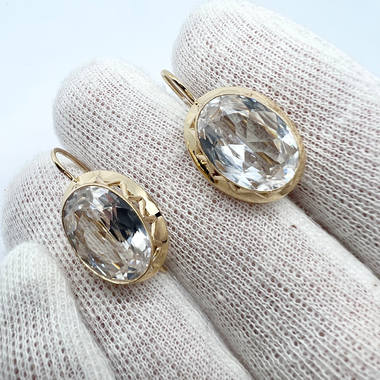 Finland 1984. Vintage 14k Gold Rock Crystal Earrings.