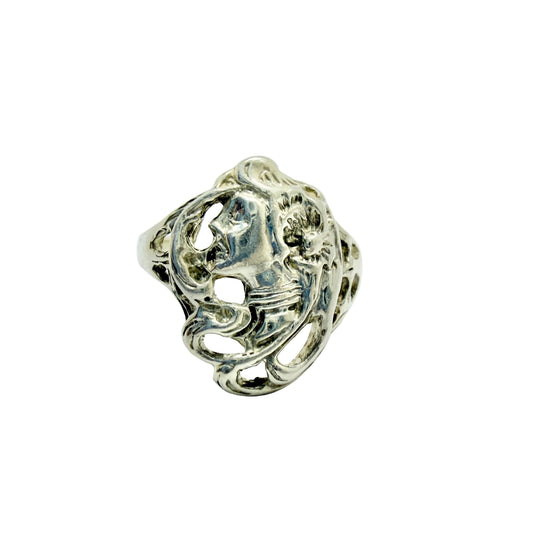 Vintage Art Nouveau-style Sterling Silver Ring.