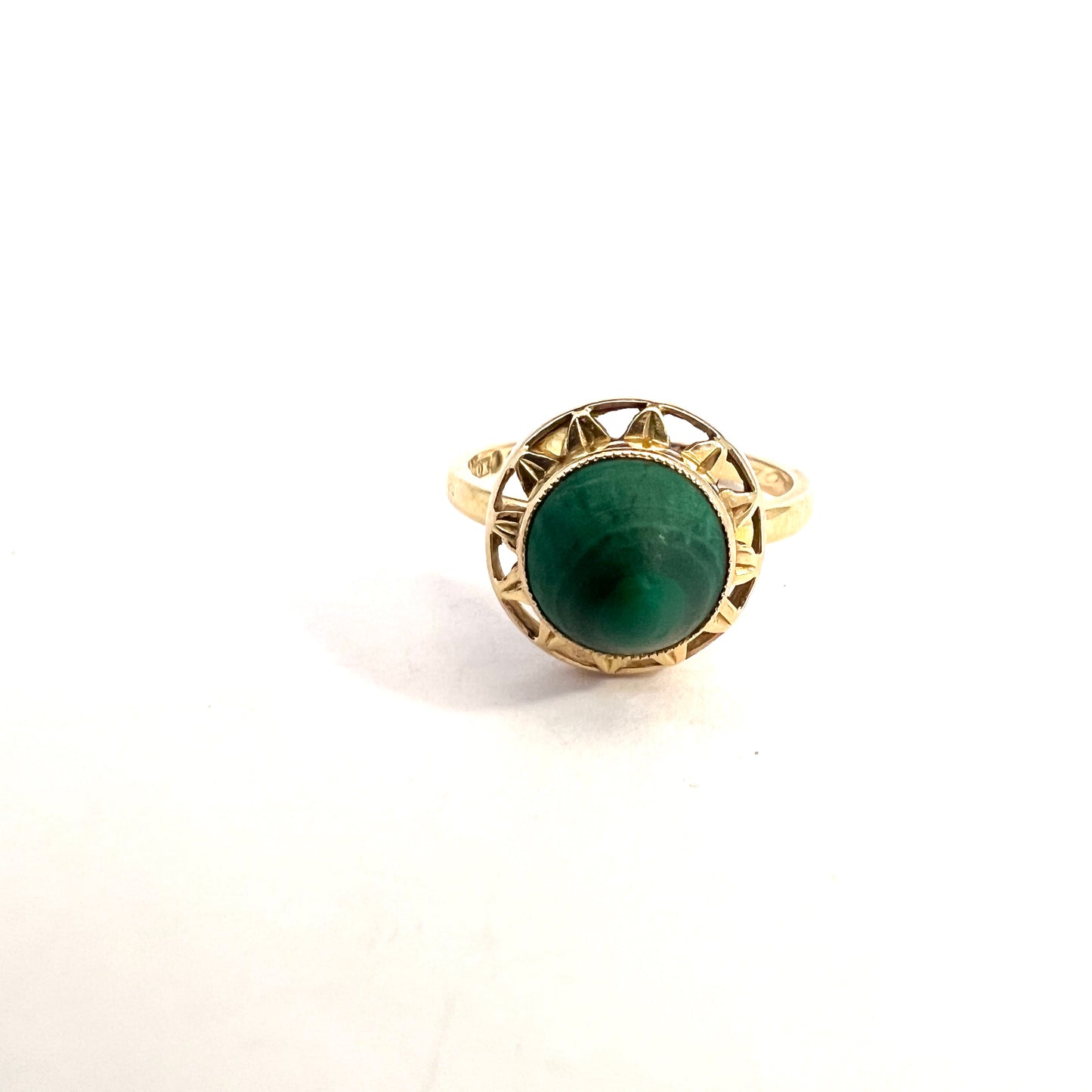 GVH, Sweden year 1941. War-time 20k Gold Malachite Ring