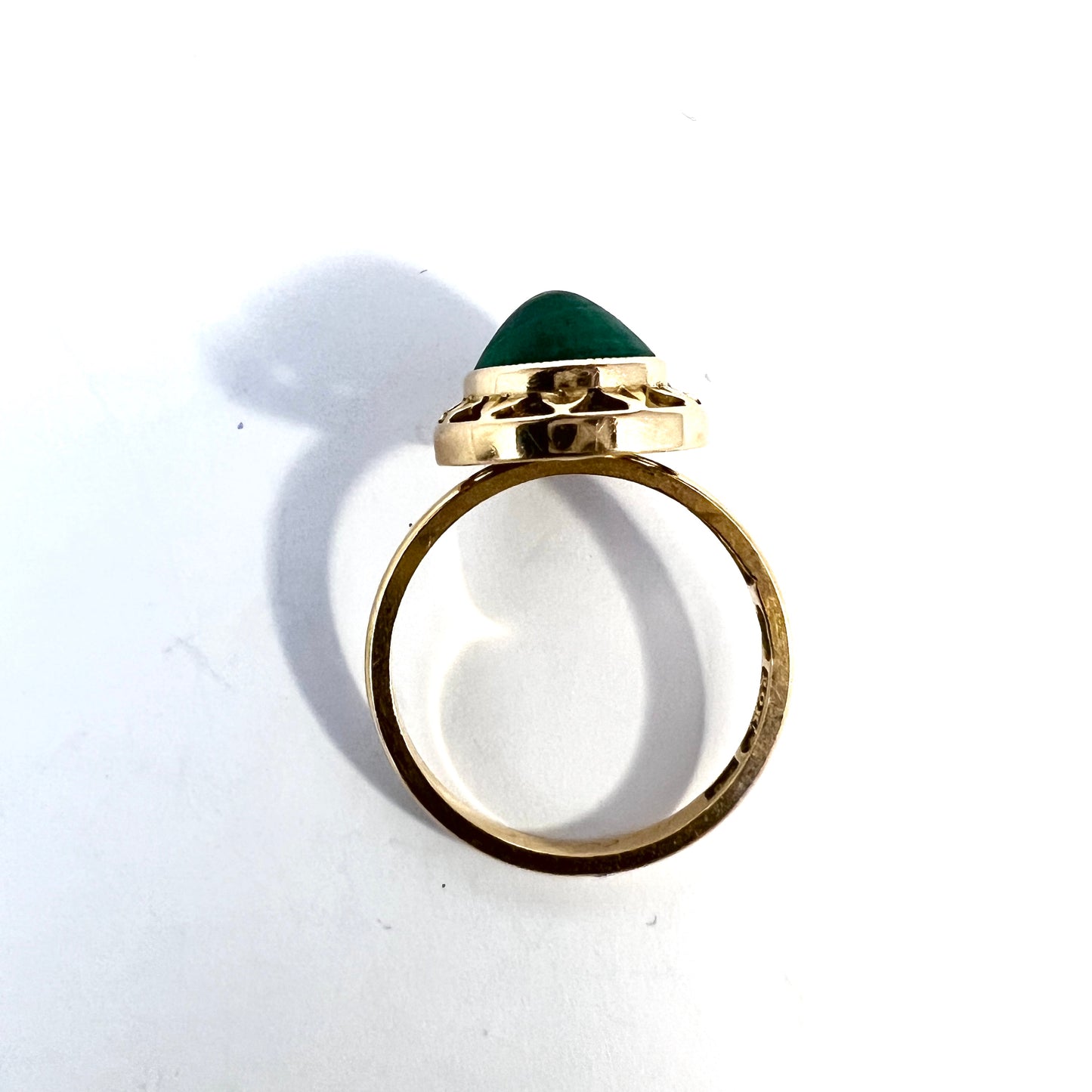 GVH, Sweden year 1941. War-time 20k Gold Malachite Ring