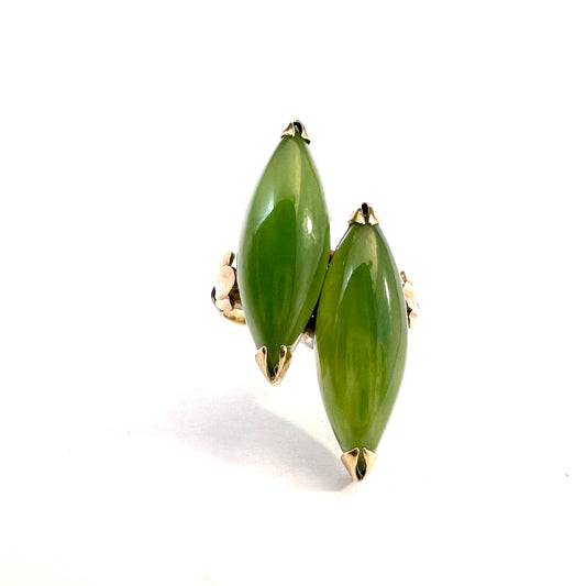 Vintage 14k Gold Nephrite Jade Ring.