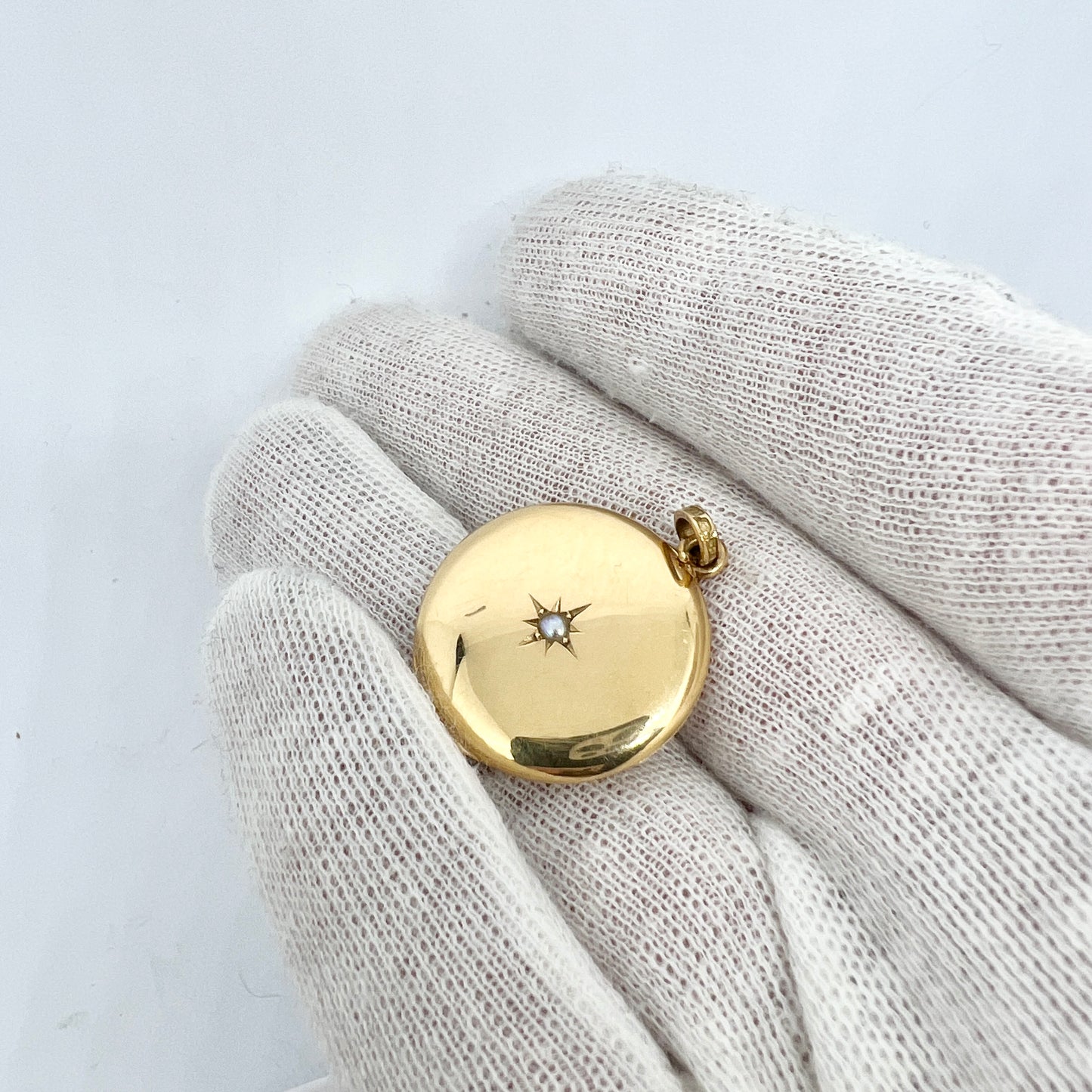 G Dahlgren, Sweden 1915. Antique 18k Gold Seed Pearl Locket Pendant.