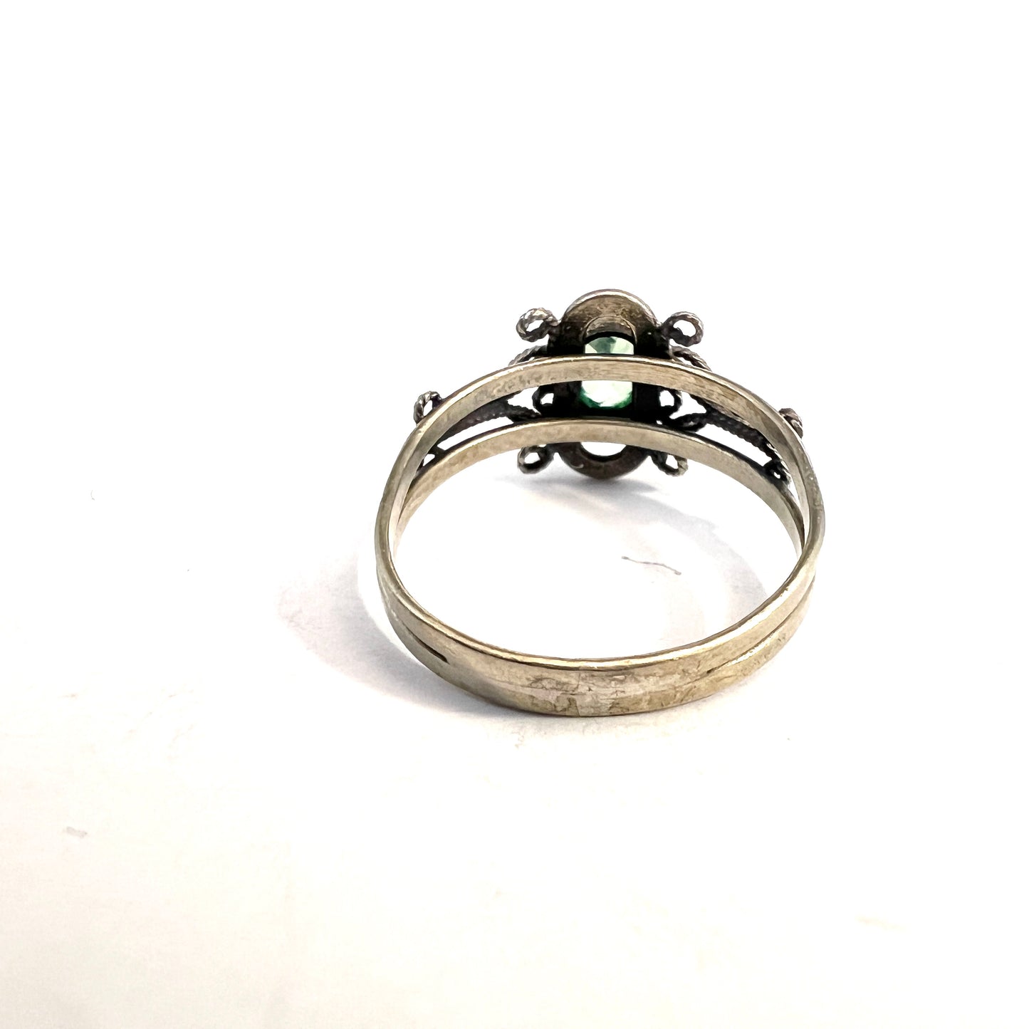 Antique WW1-Era White Metal Green Paste Ring.