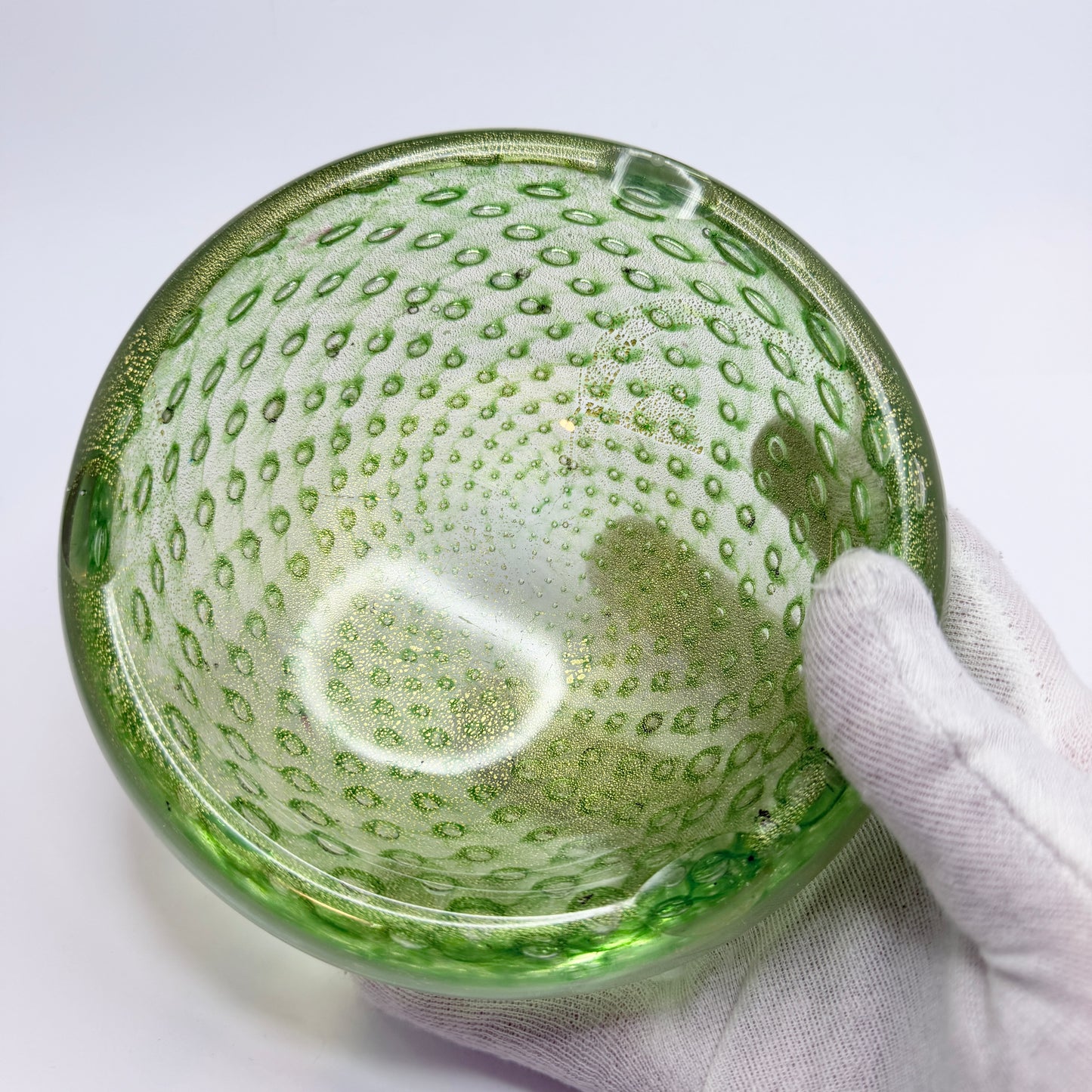 Attr. Archimede Seguso Murano, Italy ca 1950. Green Gold Flake Glass Ashtray Bowl.