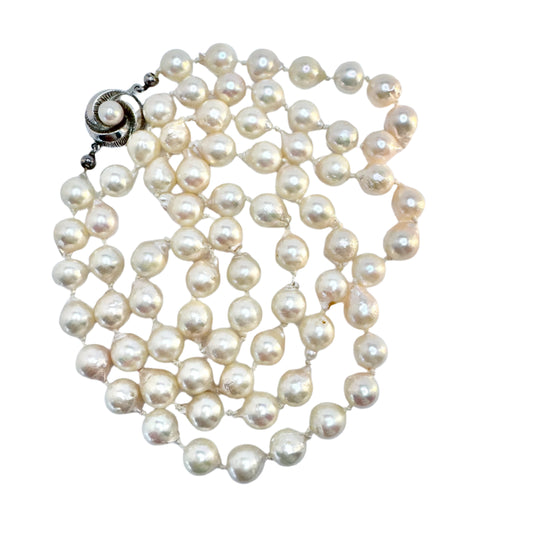 JKa Köhle, Germany. Vintage 29" Pearl Sterling Clasp Necklace