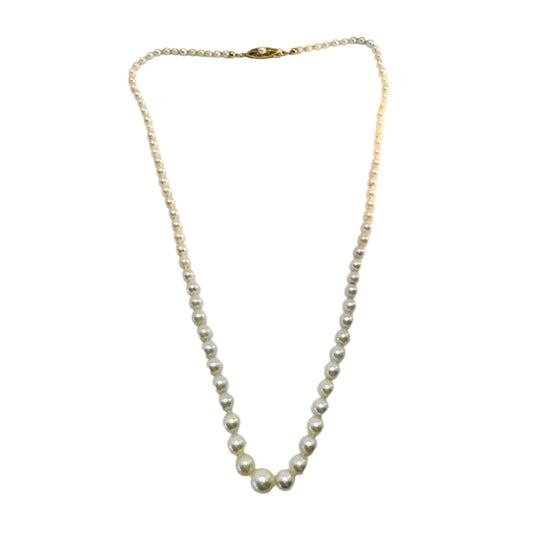 Sweden c 1950s. Cultured Perl 18k Gold Clasp Necklace.