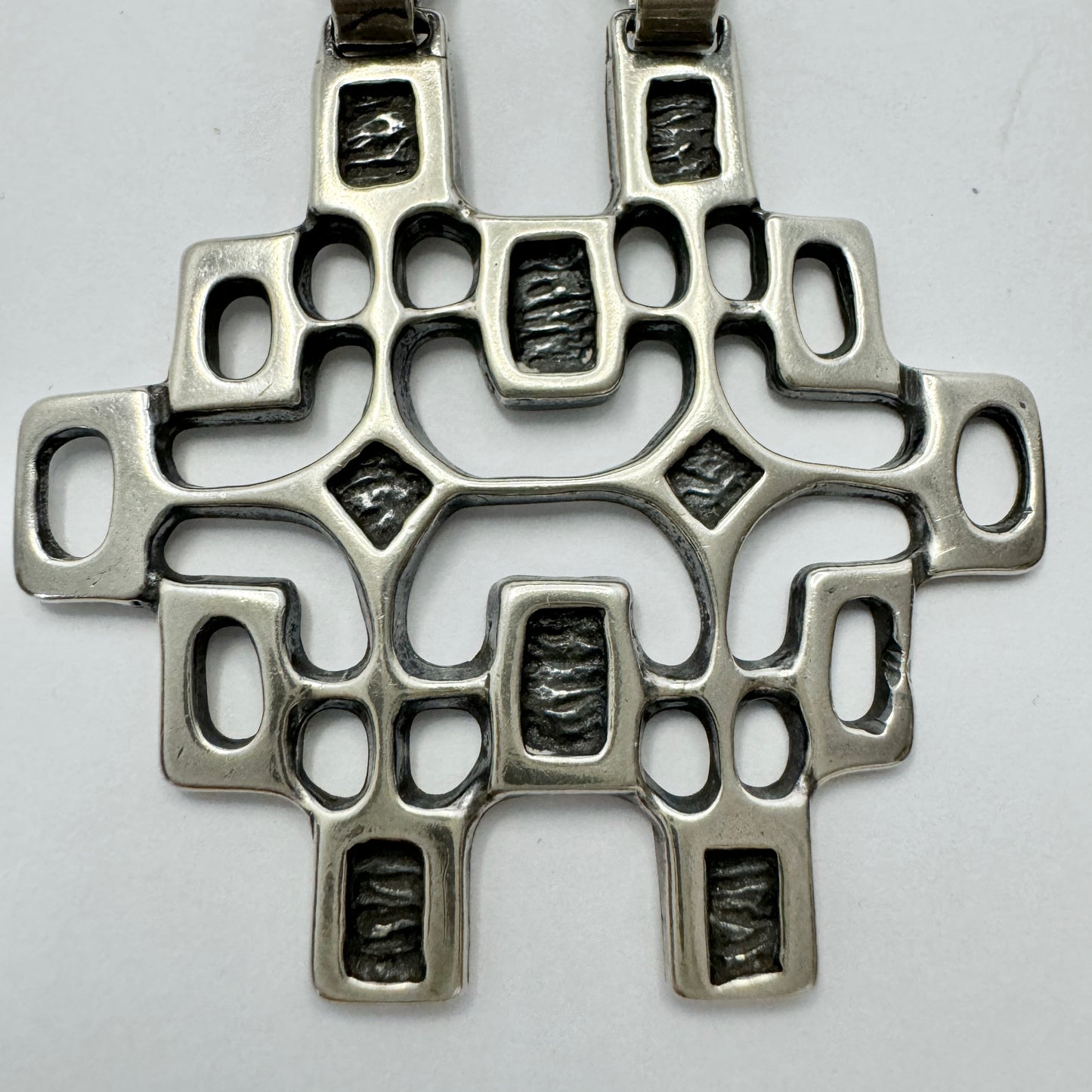 Unn Tangerud, for David Andersen Norway 1960s. Large Vintage Solid Silver Pendant Necklace.