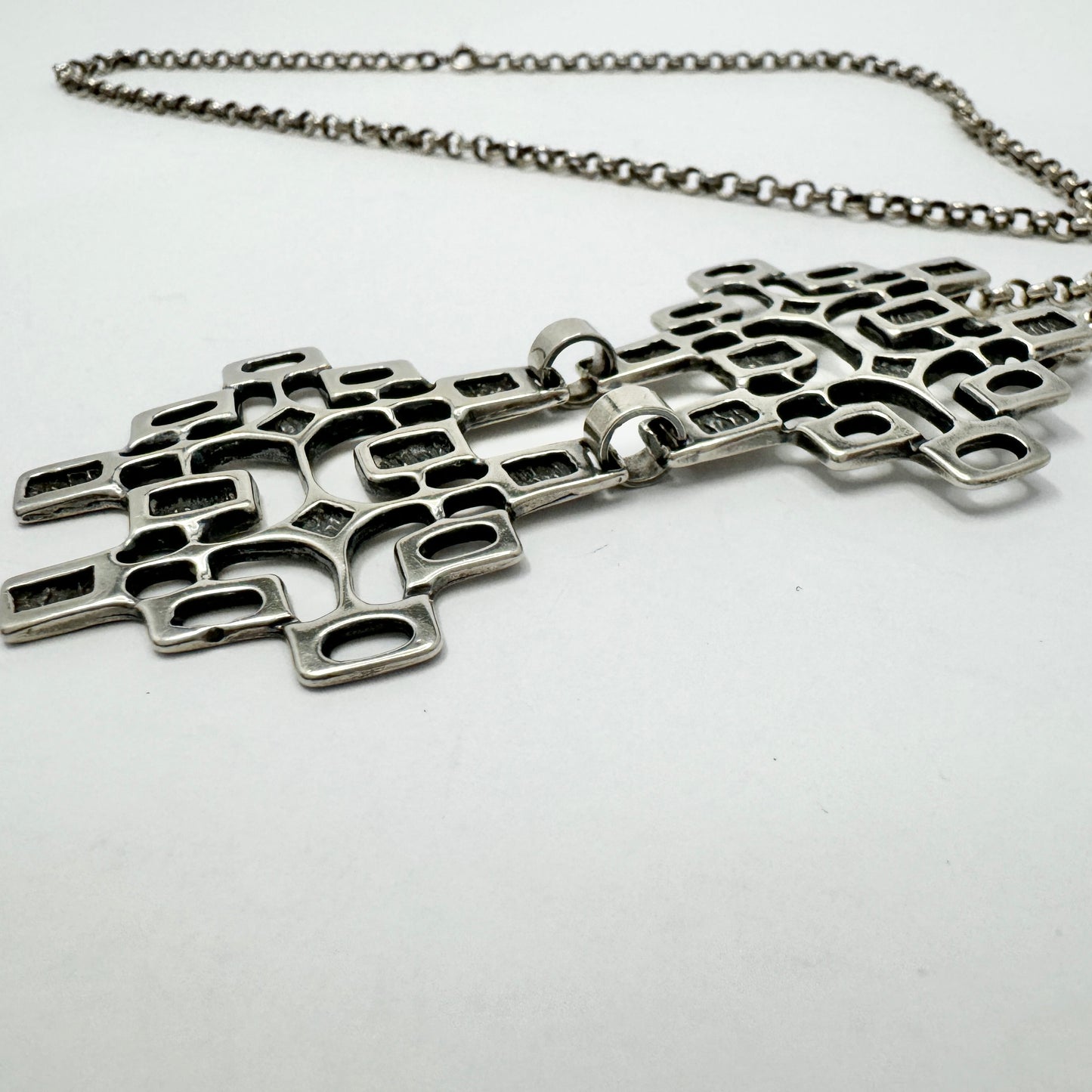 Unn Tangerud, for David Andersen Norway 1960s. Large Vintage Solid Silver Pendant Necklace.