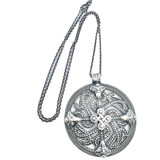 Kalevala Koru, Finland 1962. Large Vintage Solid Silver Long Chain Pendant Necklace.