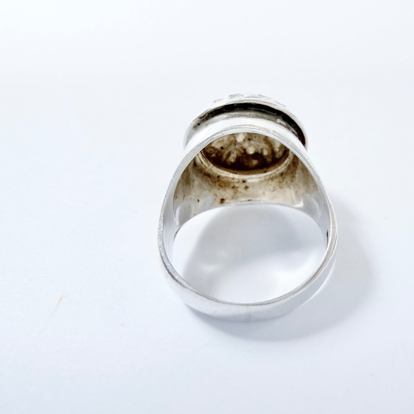 Kaplan, Sweden 1965. Vintage Sterling Silver Space Age Moon Surface Ring.