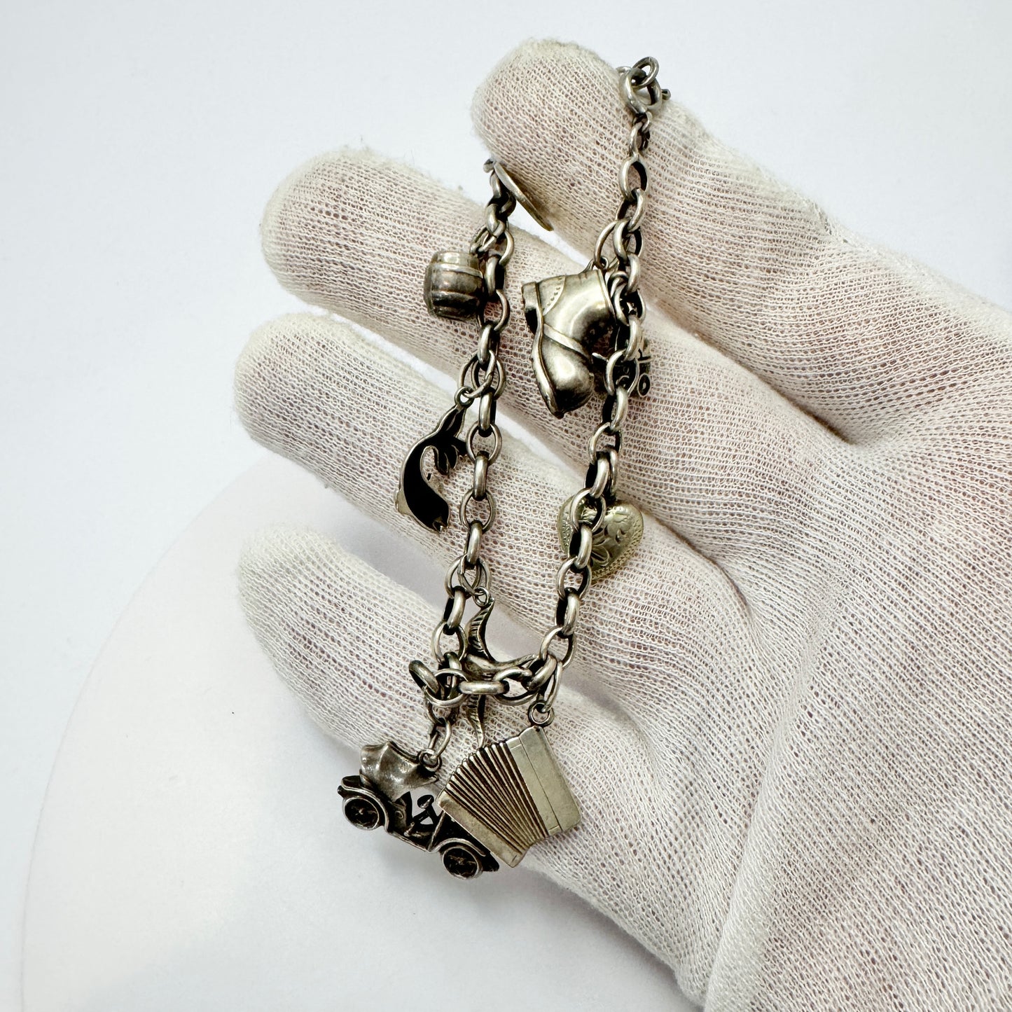 Finland c 1950s. Vintage Solid Silver Charm Bracelet.