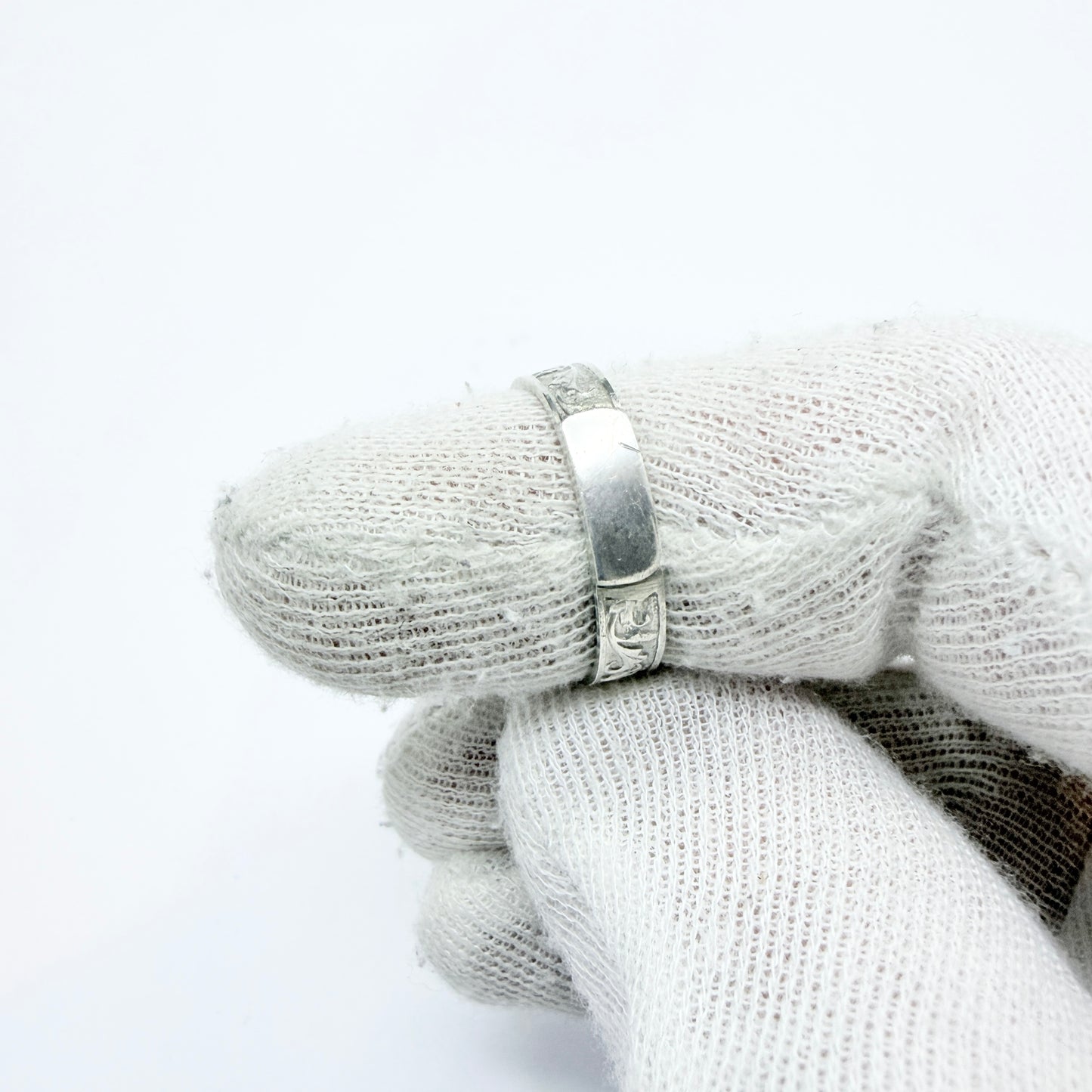 Ekström & Blohm, Sweden 1936. Vintage Solid Silver Band Monogram Ring with Unengraved Table